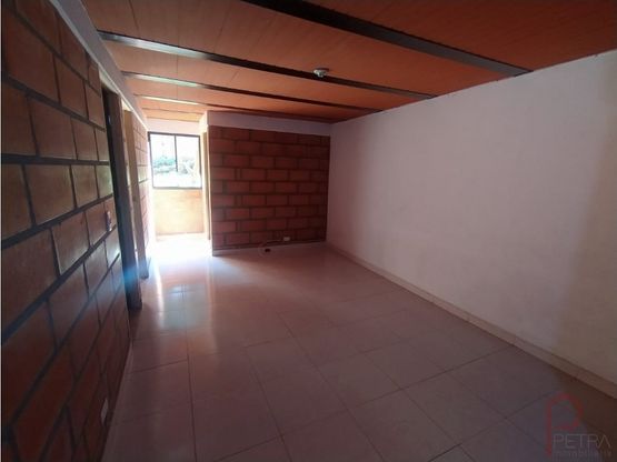Se Arrienda Apartamento En Andalucia - La Francia; Medellin