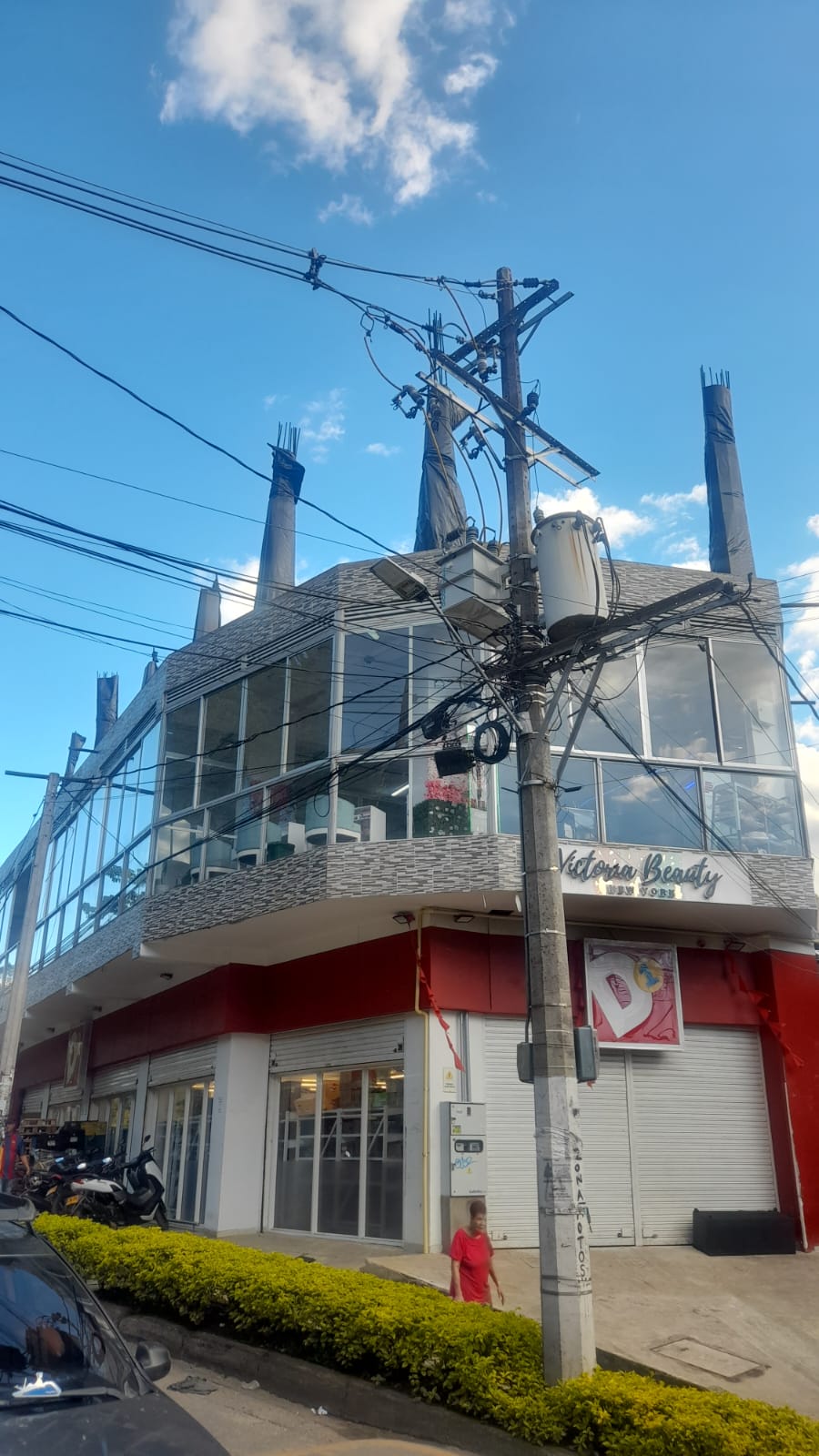 Se Arrienda Locales En Manrique Trasmayo, Medellin