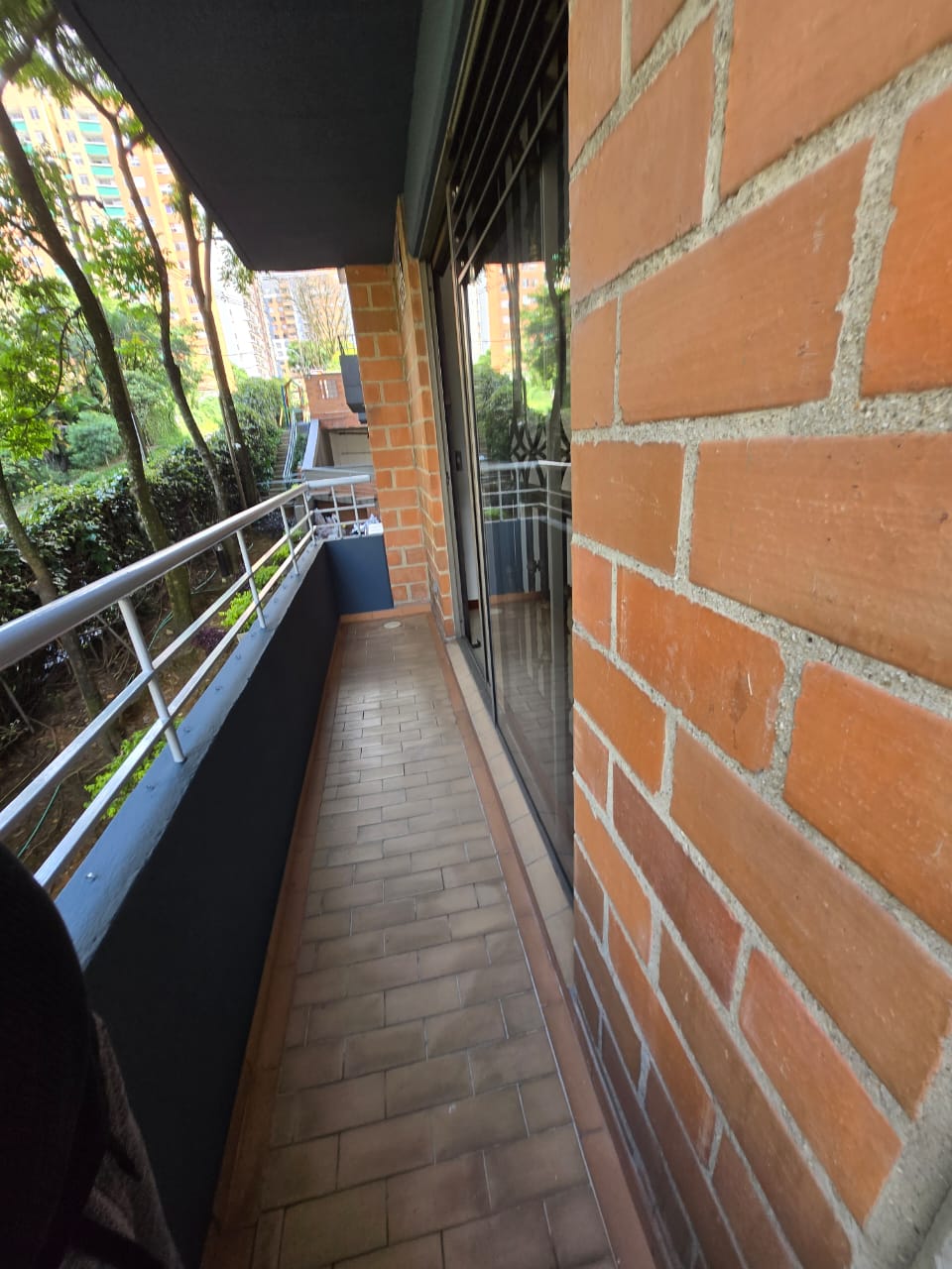 Se Arrienda Apartaestudio En La Loma De Los Bernal