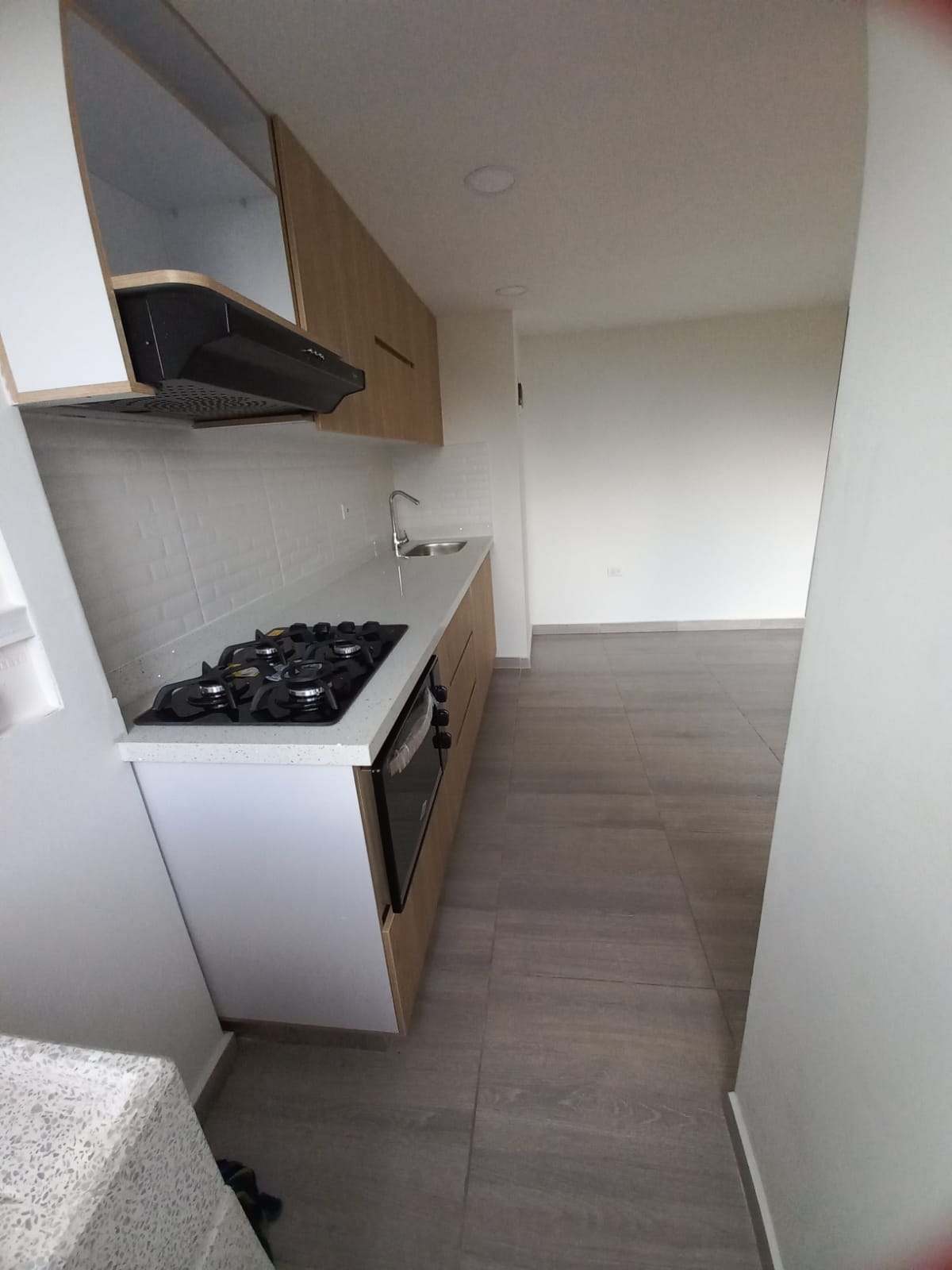Se Arrienda Apartamento en las Lomitas, Sabaneta