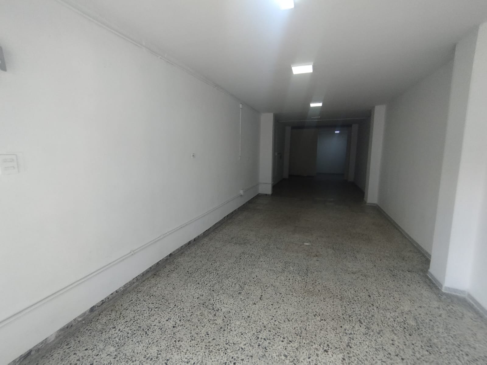 Se Arrienda Local, en la 92 Aranjuez, Medellín