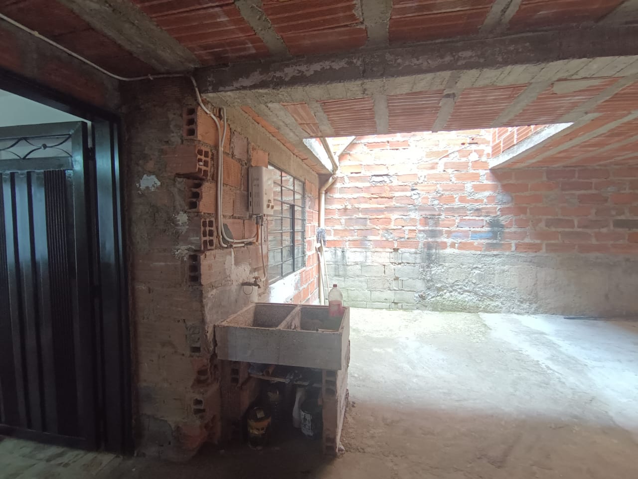 Se Arrienda Casa  en Robledo Aures, Medellin