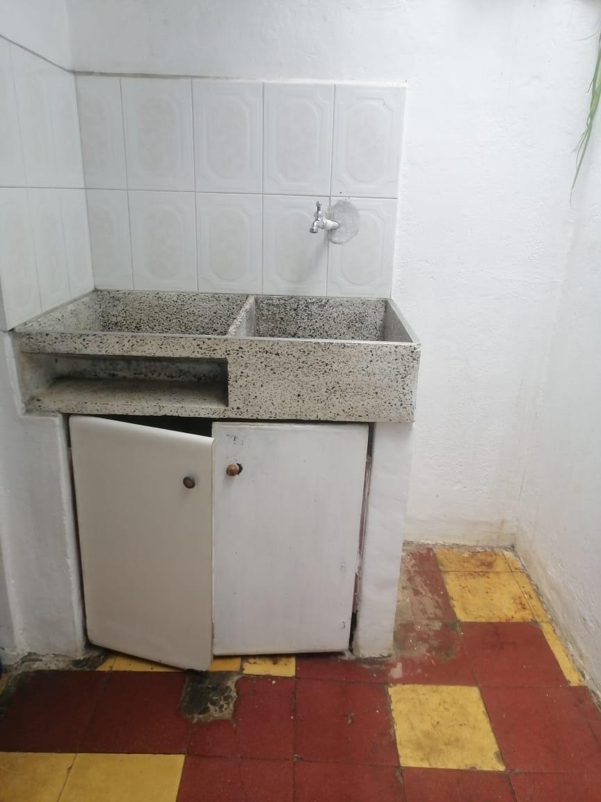 Se Vende Casa Lote en Villahermosa, Medellín