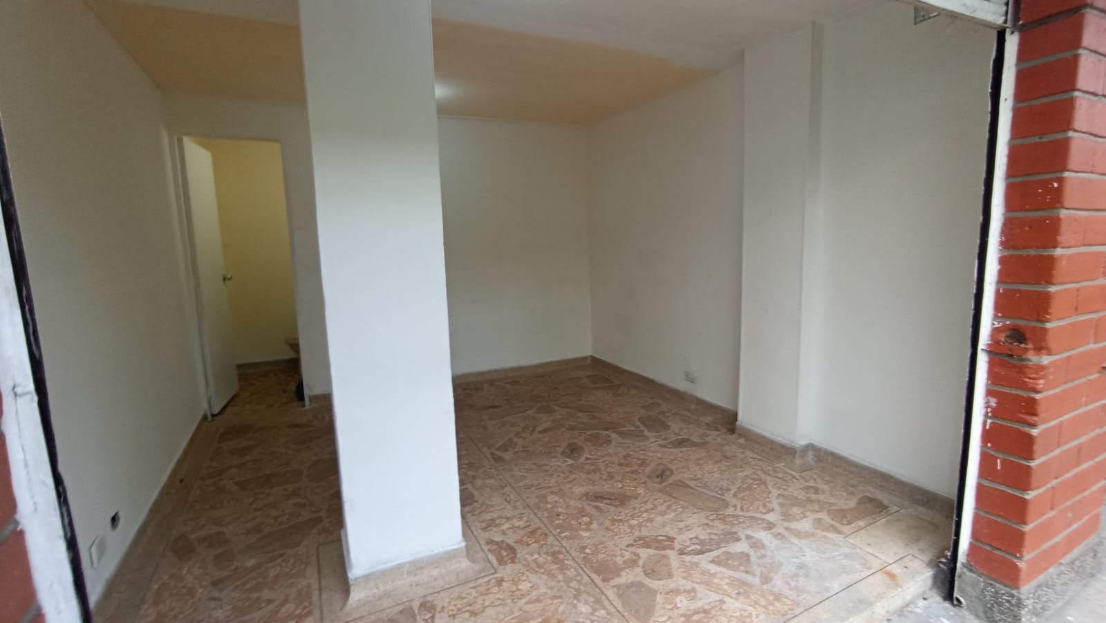 Se Arrienda Local En Robledo Villa Flora, Medellin