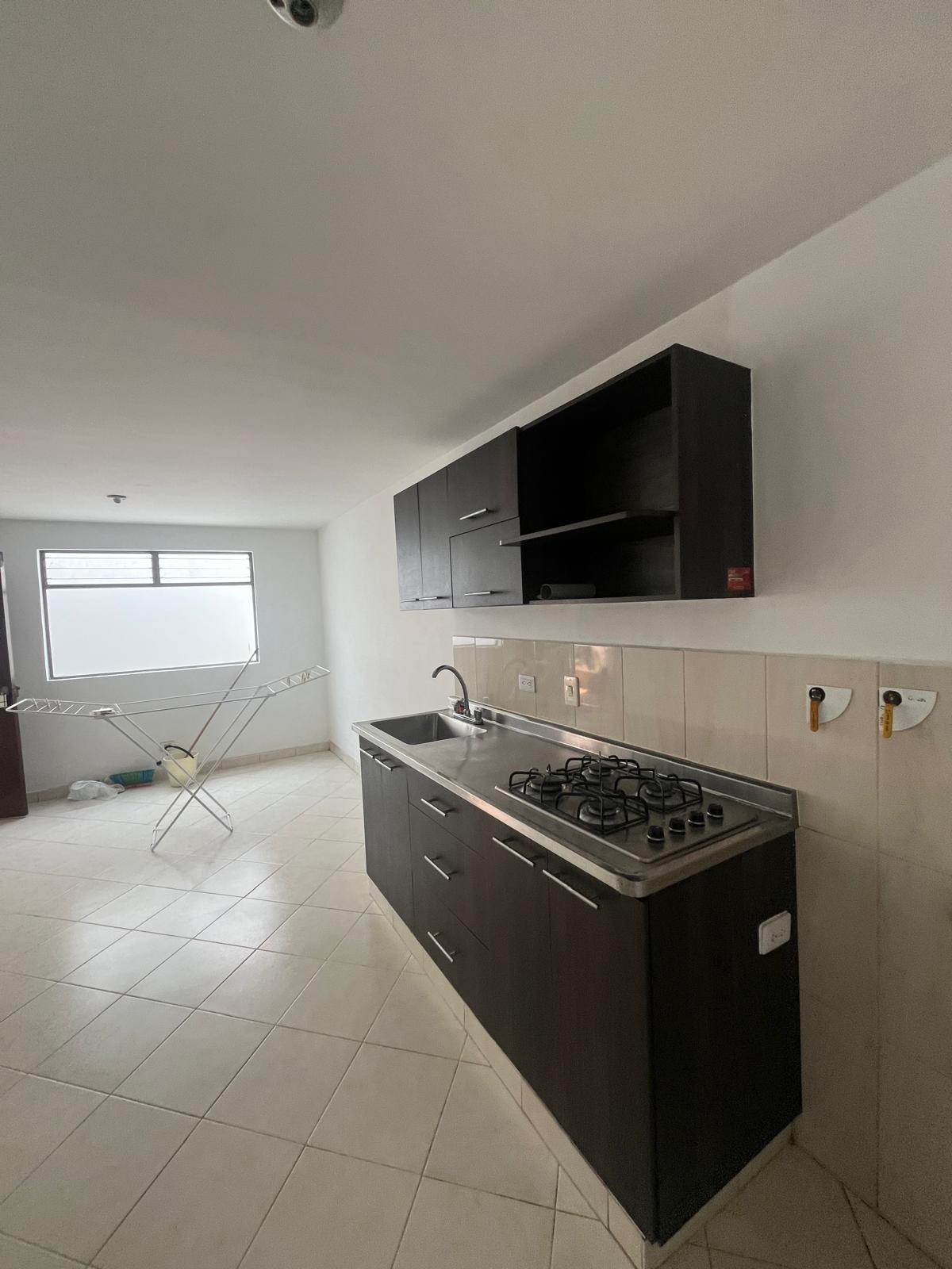 APARTAESTUDIO EN VENTA BARRIO EL SALVADOR 38.4M2