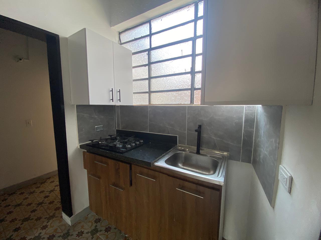 Amplia Casa para Arriendo en Buenos Aires, Medellín