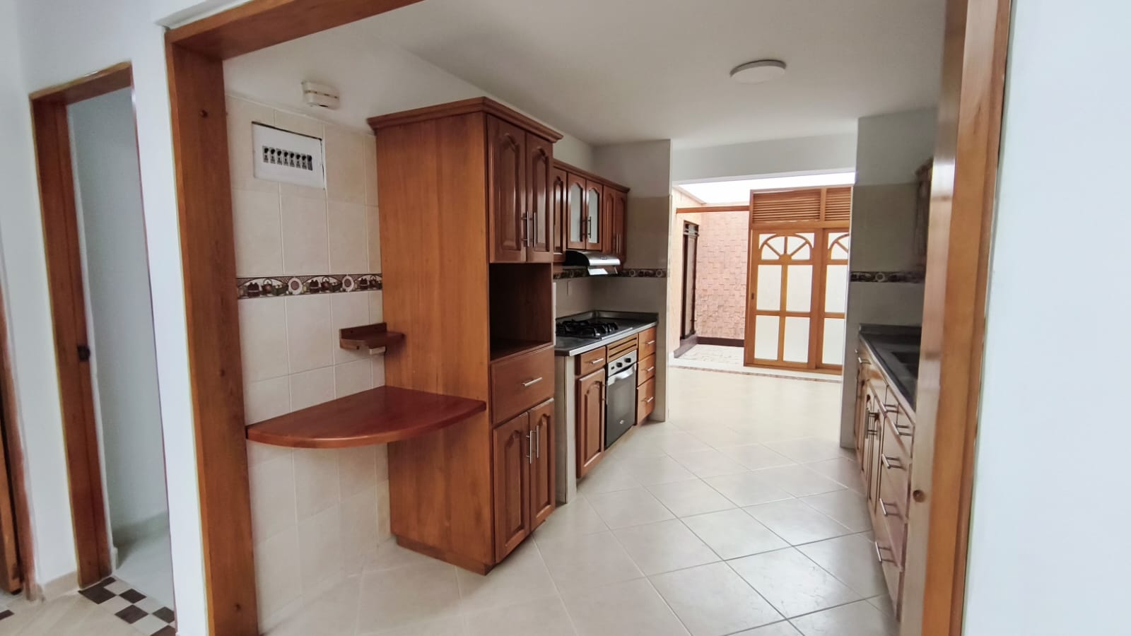 Se Arrienda Casa en Primer Piso en la Castellana, Medellín