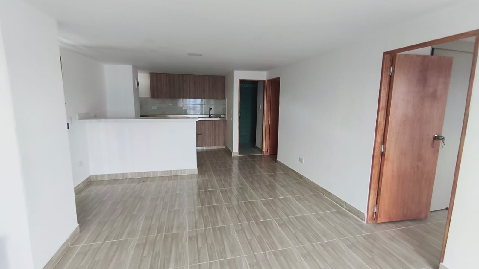 ARRIENDO DE APARTAMENTO EN ROBLEDO PAJARITO, MEDELLÍN
