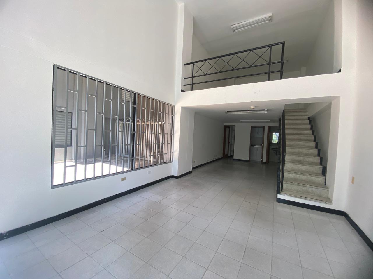 Local en Arriendo con Estratégica Ubicación en Laureles, Medellín
