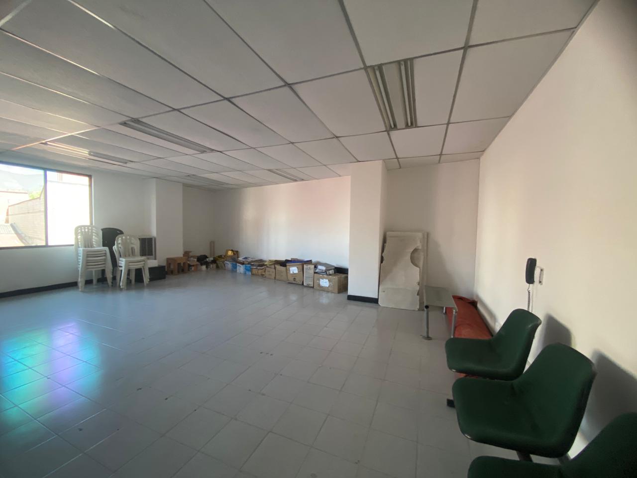 Cómoda Oficina en Arriendo en Laureles, Medellín