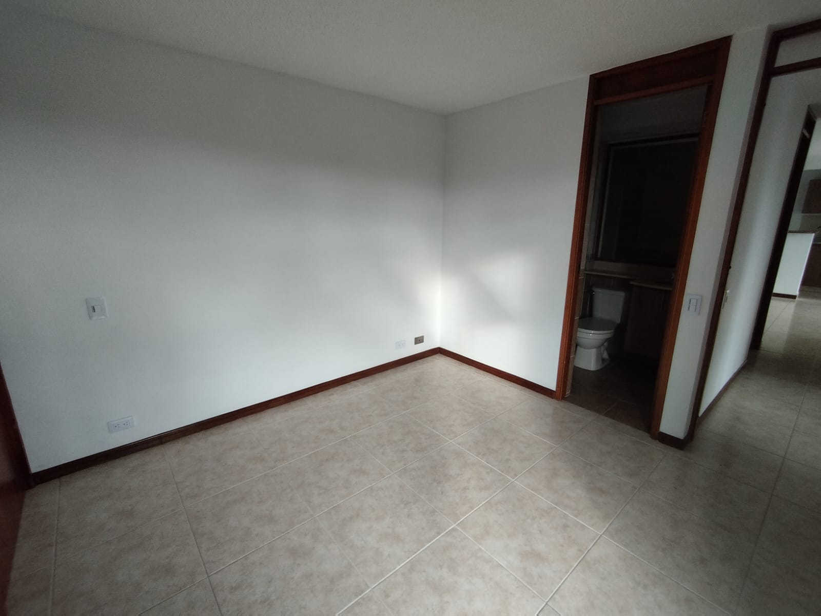 Se arrienda apartamento en Aires de Valencia,Estadio,Medellín