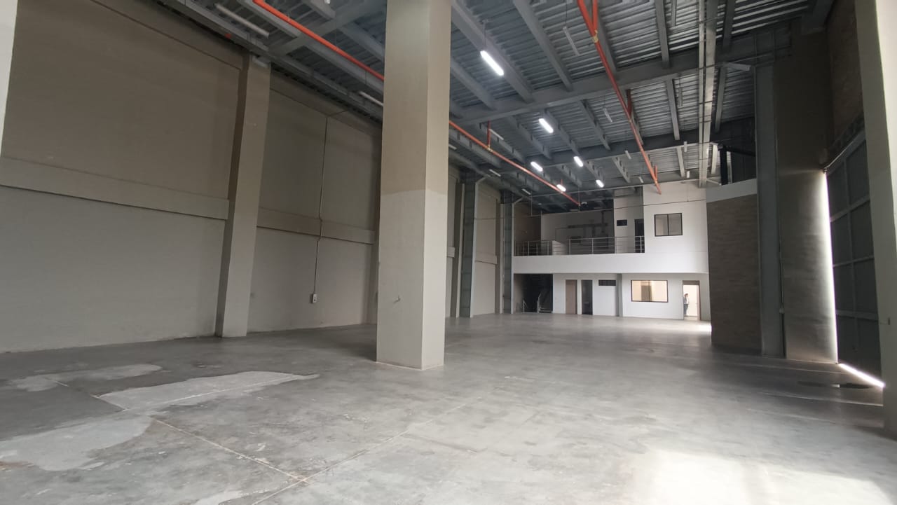 Se Arrienda Bodega En Caldas; Antioquia