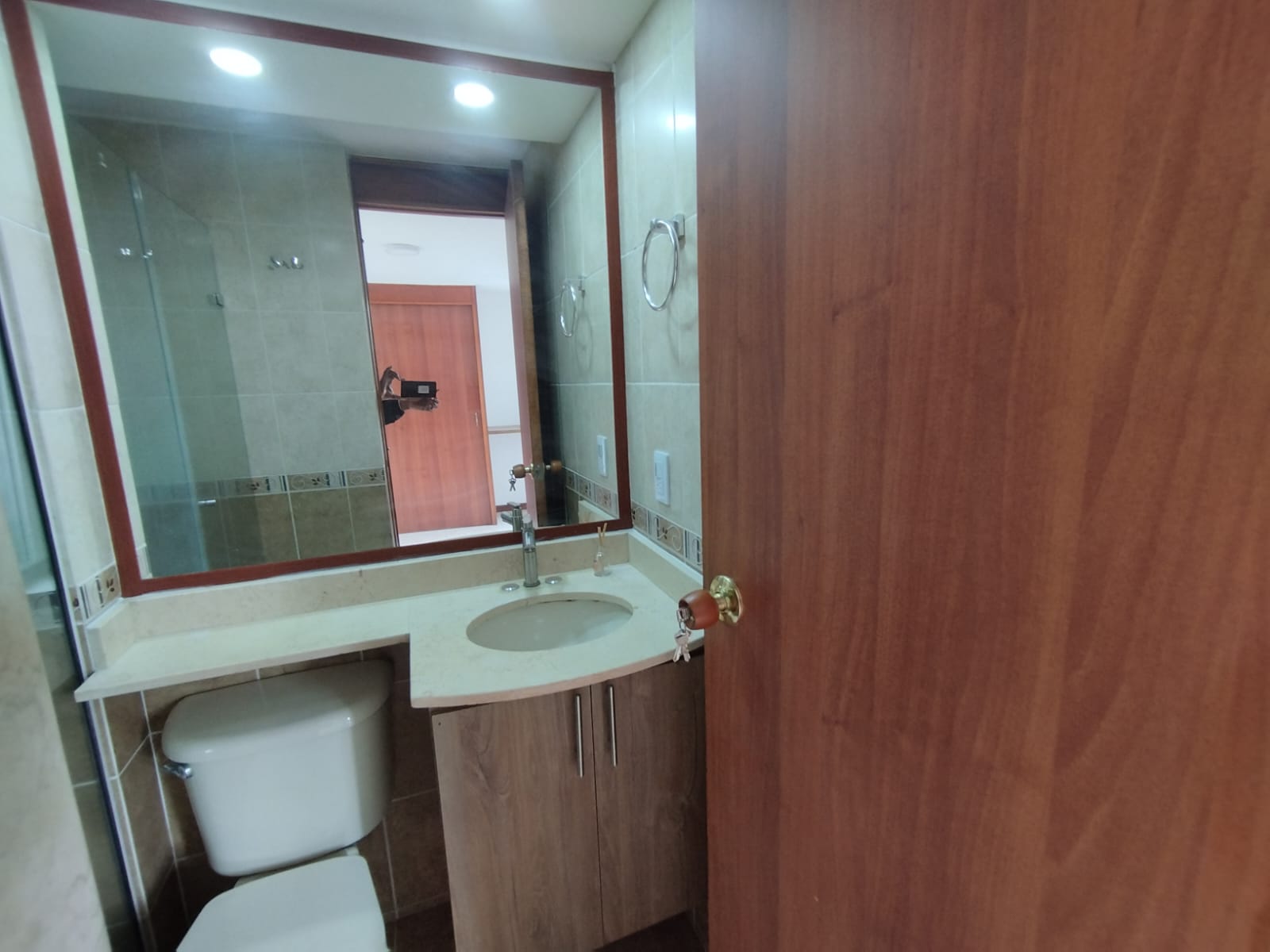 Se arrienda apartamento en Aires de Valencia,Estadio,Medellín
