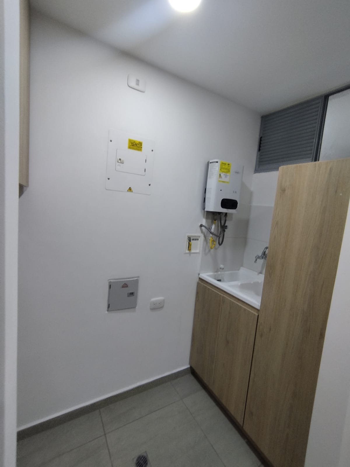 SE ARRIENDA APARTAMENTO EN SECTOR PILARICA, MEDELLÍN