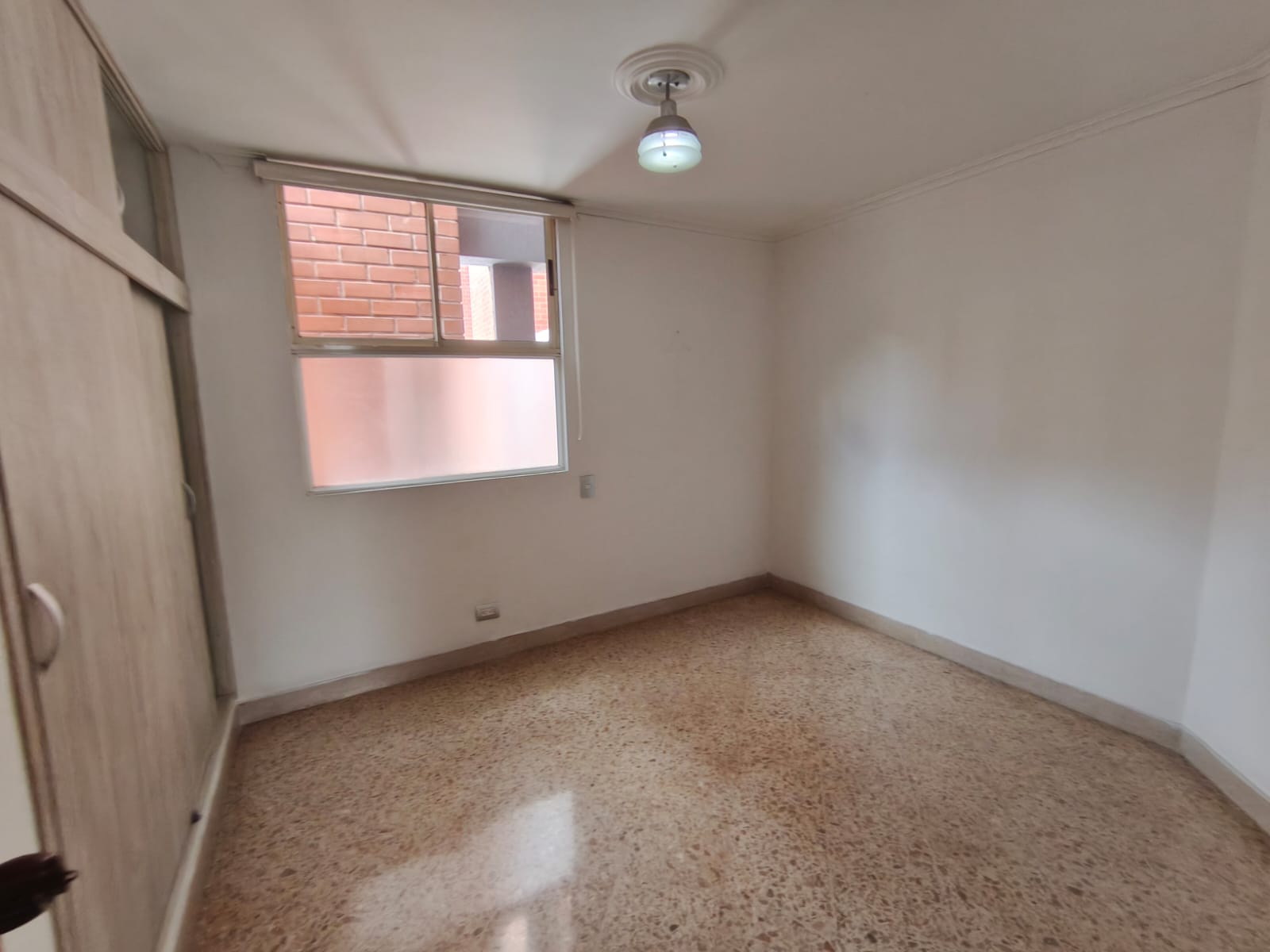 Se Arrienda Apartamento en el Laureles, Medellín