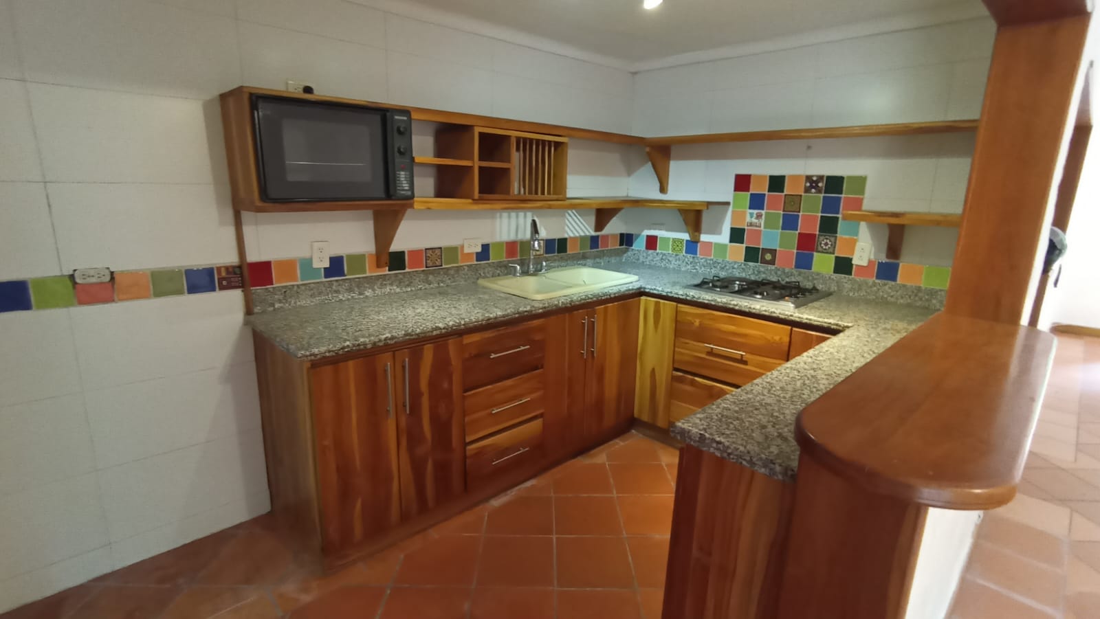 Se Arrienda Casa Unifamiliar en la Loma de las Brujas, Envigado