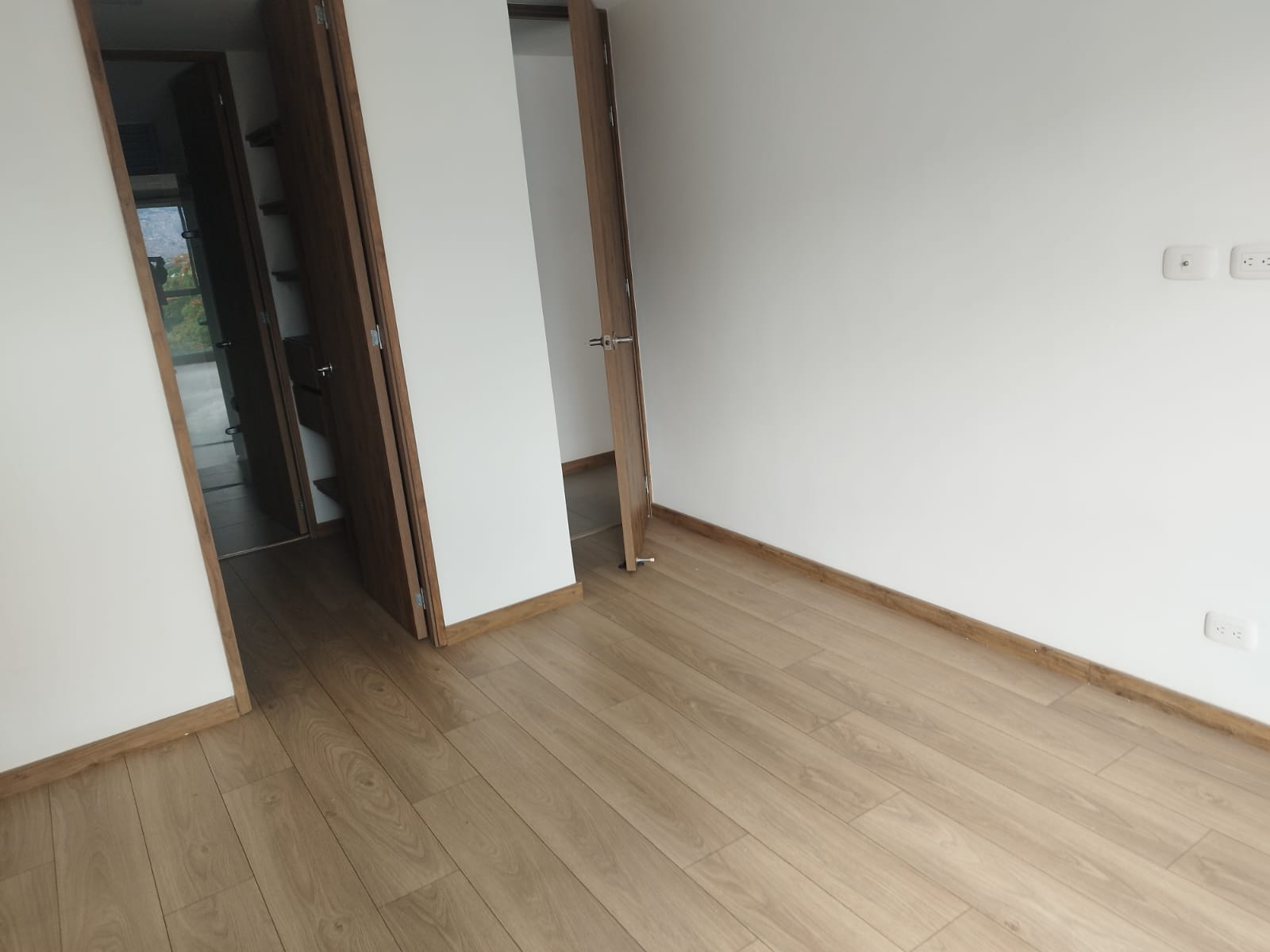 SE ARRIENDA APARTAMENTO EN SECTOR PILARICA, MEDELLÍN