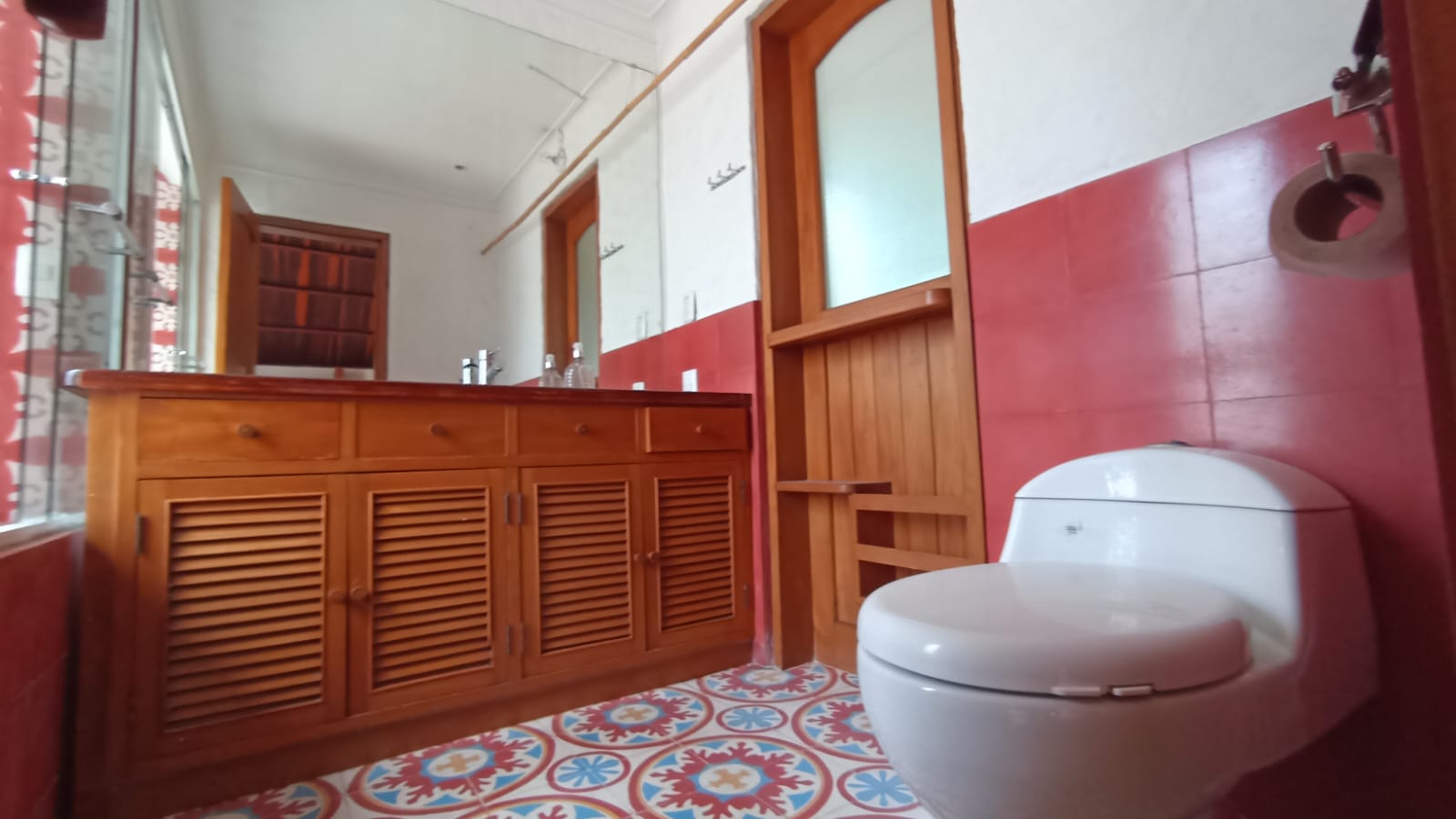 Se Arrienda Casa Unifamiliar en la Loma de las Brujas, Envigado