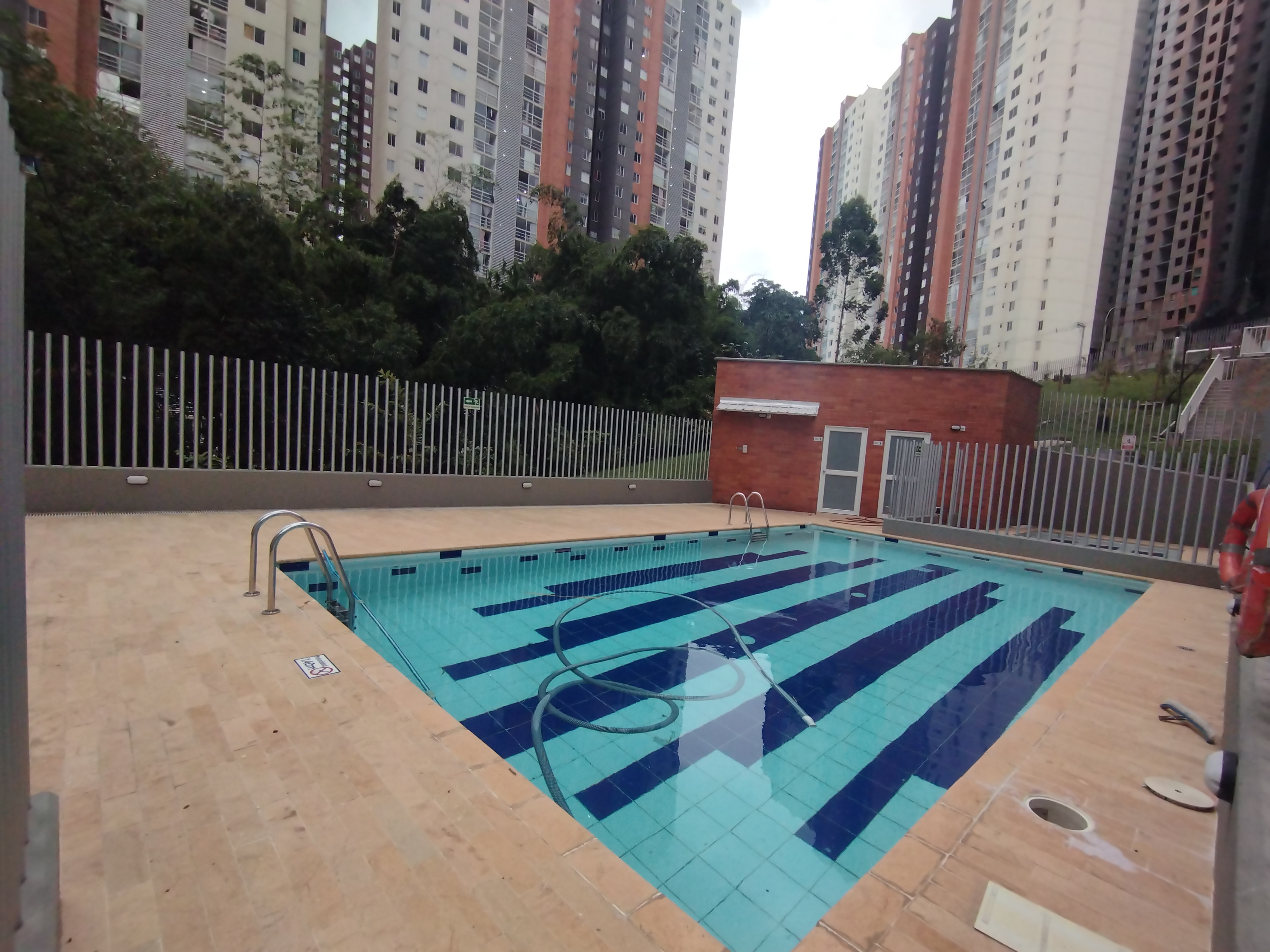 Se Vende  Apartamento En Sabaneta, Urb. Villa Romera Campestre