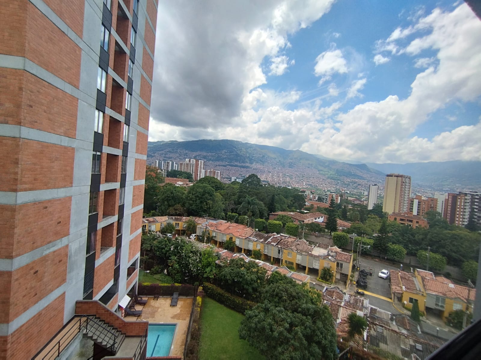 SE ARRIENDA APARTAMENTO EN SECTOR PILARICA, MEDELLÍN