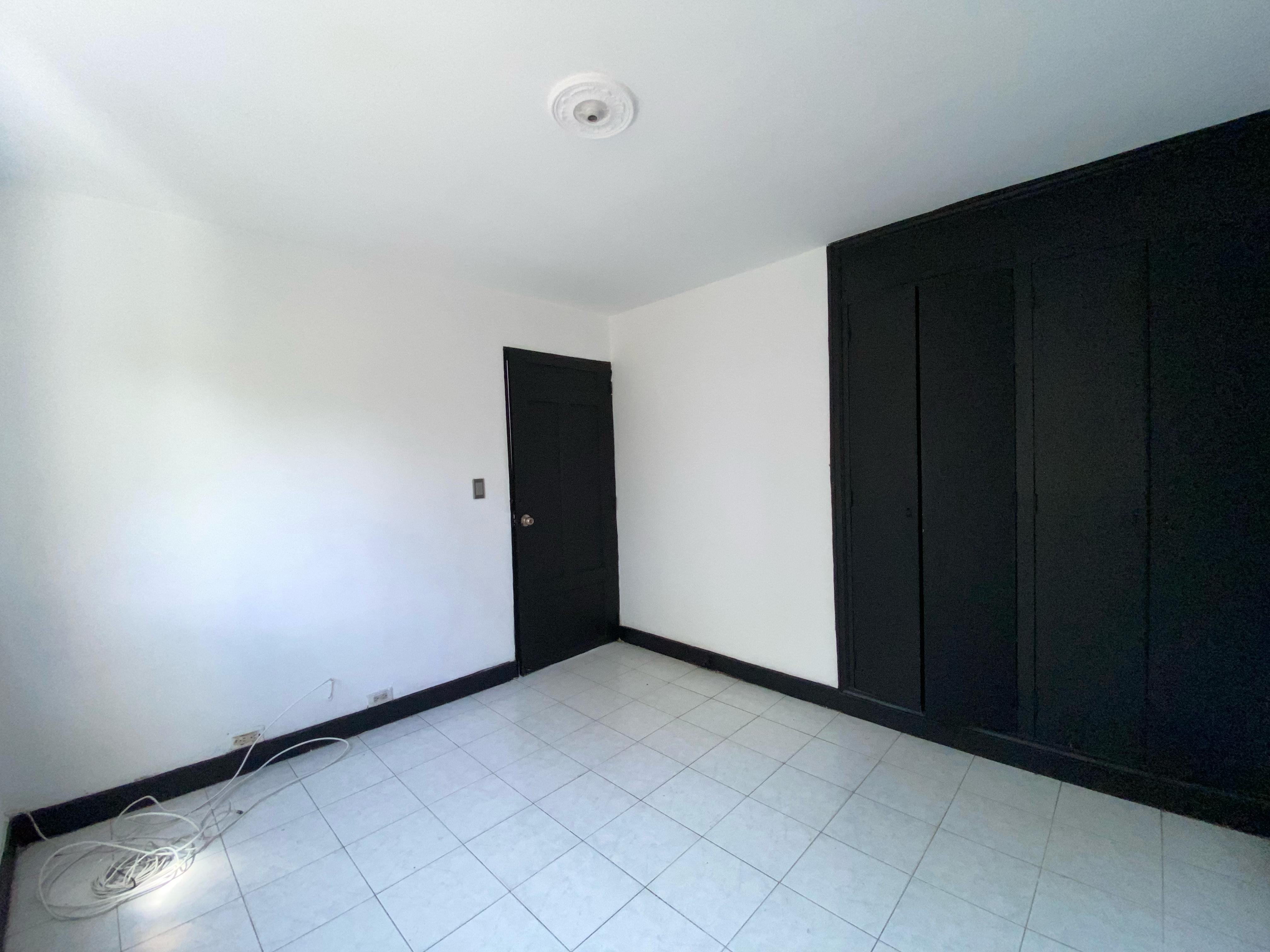 Se Arrienda Apartamento En La Floresta, Medellín