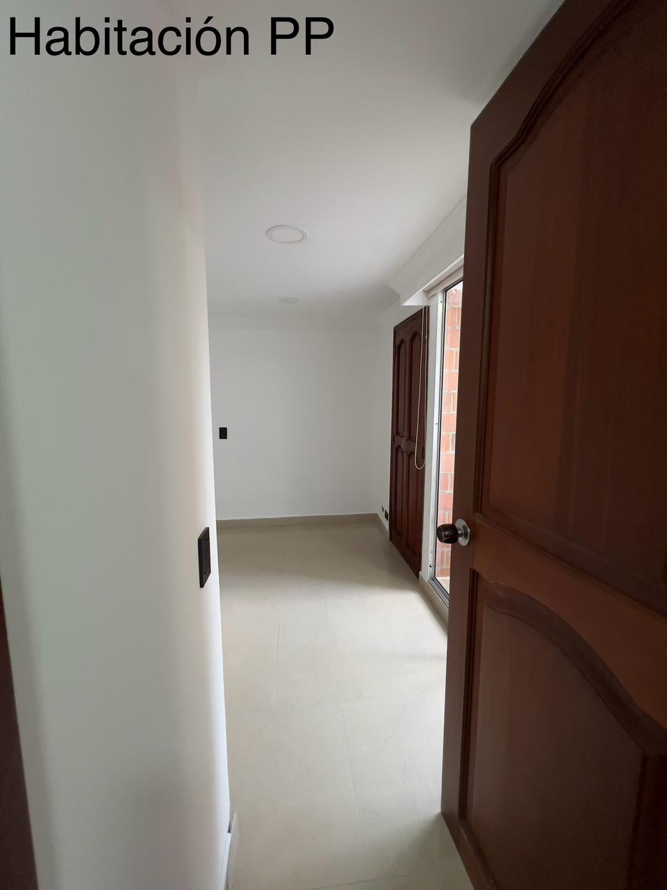 Se Vende Apartamento En Los Colores, Medellin