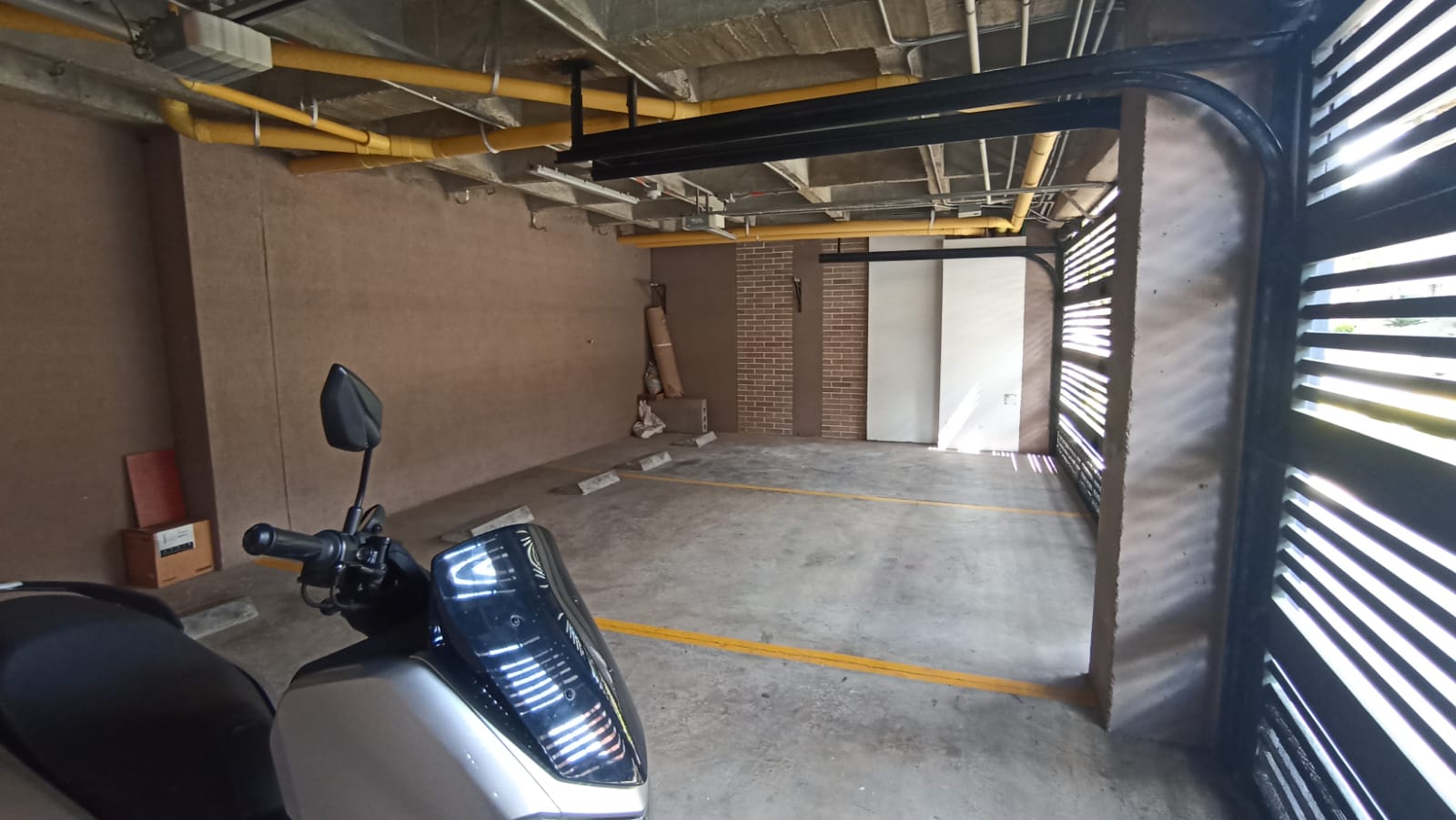 Se Arrienda Apartamento En La Castellana, Medellin