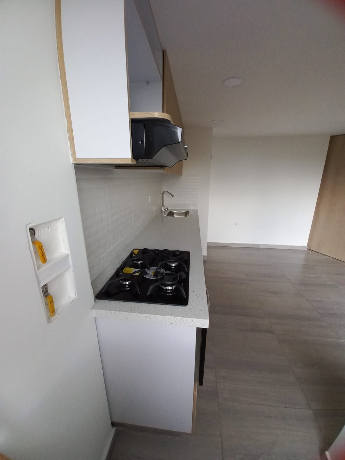 Se Arrienda Apartamento en las Lomitas, Sabaneta