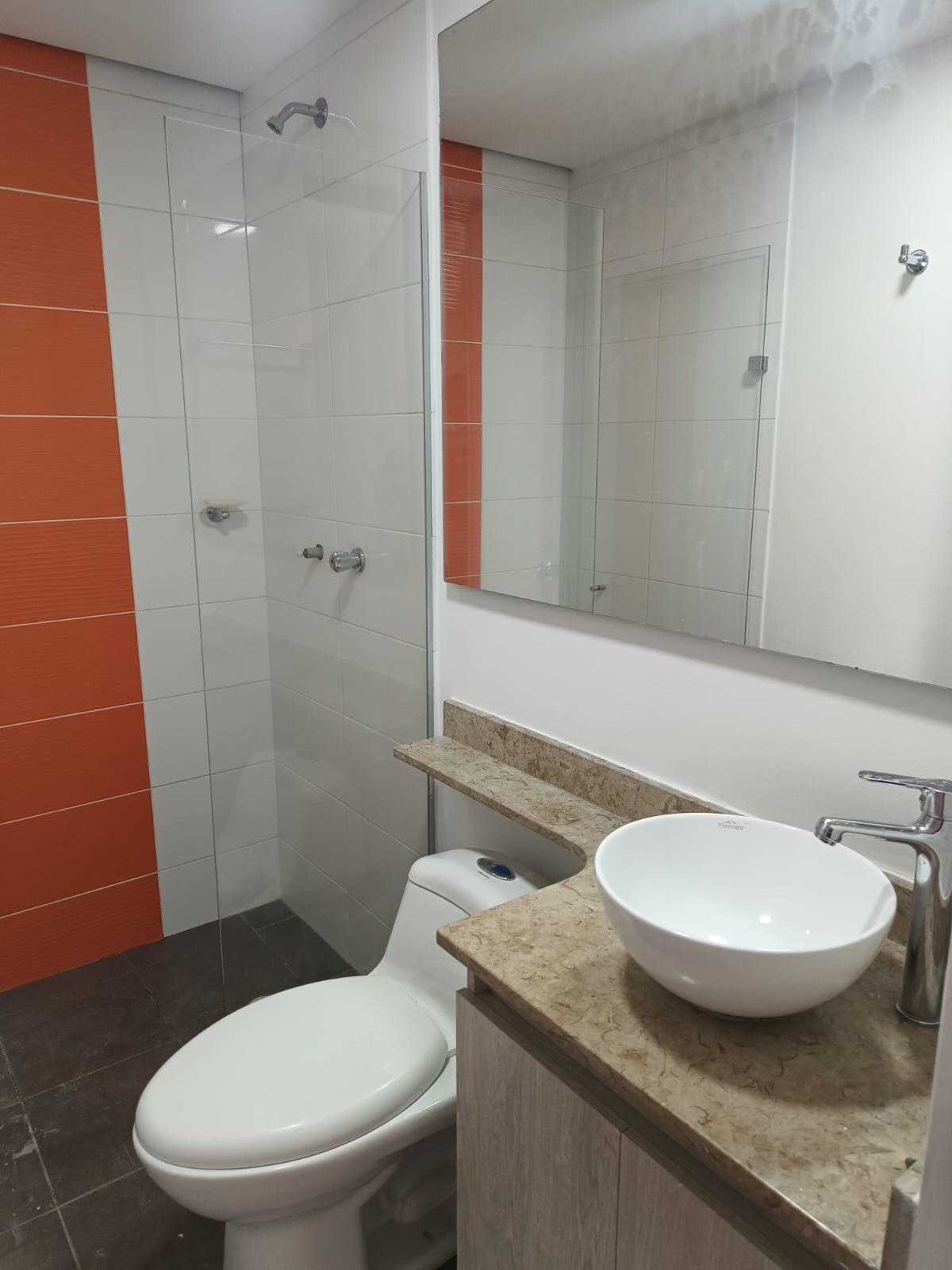 Se Arrienda Apartameto con Terraza en Pilarica, Medellín