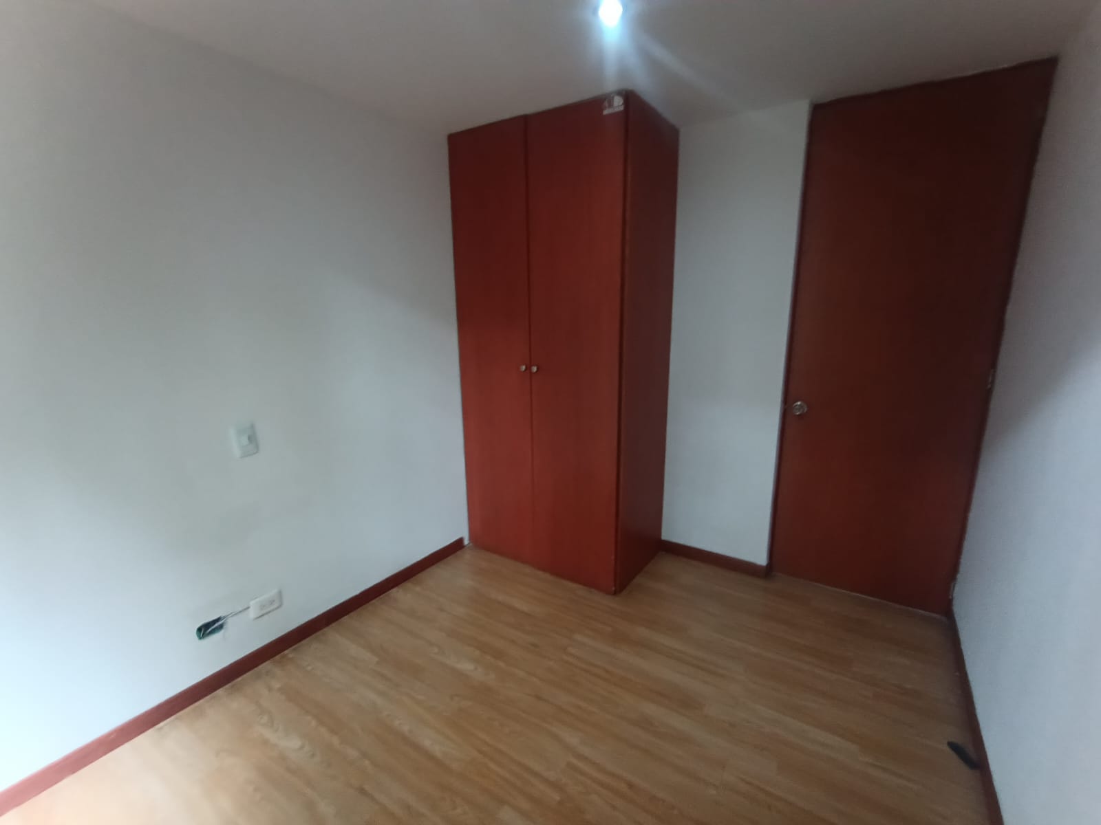 Se Arrienda Apartamento en la Loma de los Bernal, Medelín