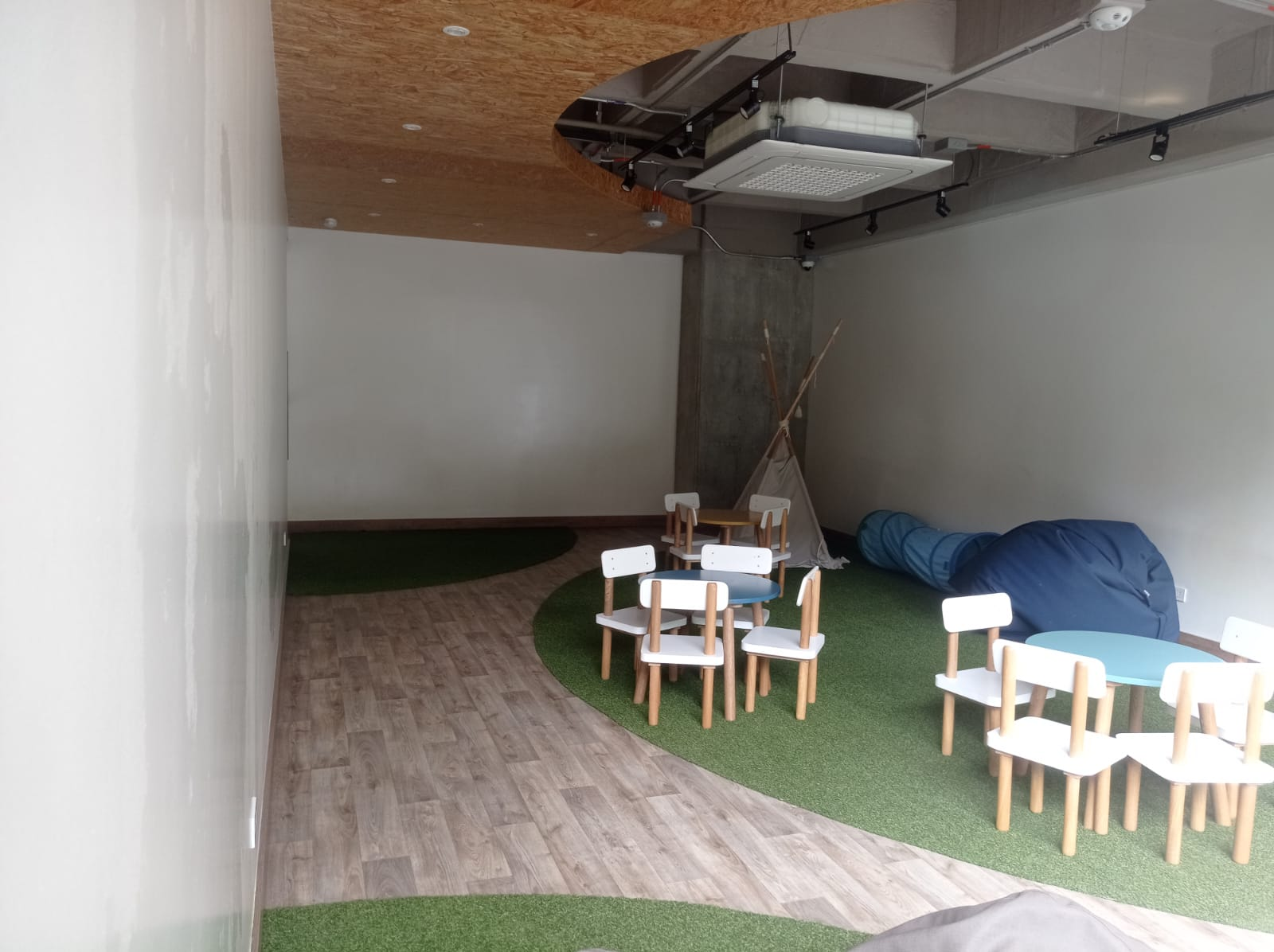 Se Vende Apartaestudio en Venta en el Poblado, Medellín