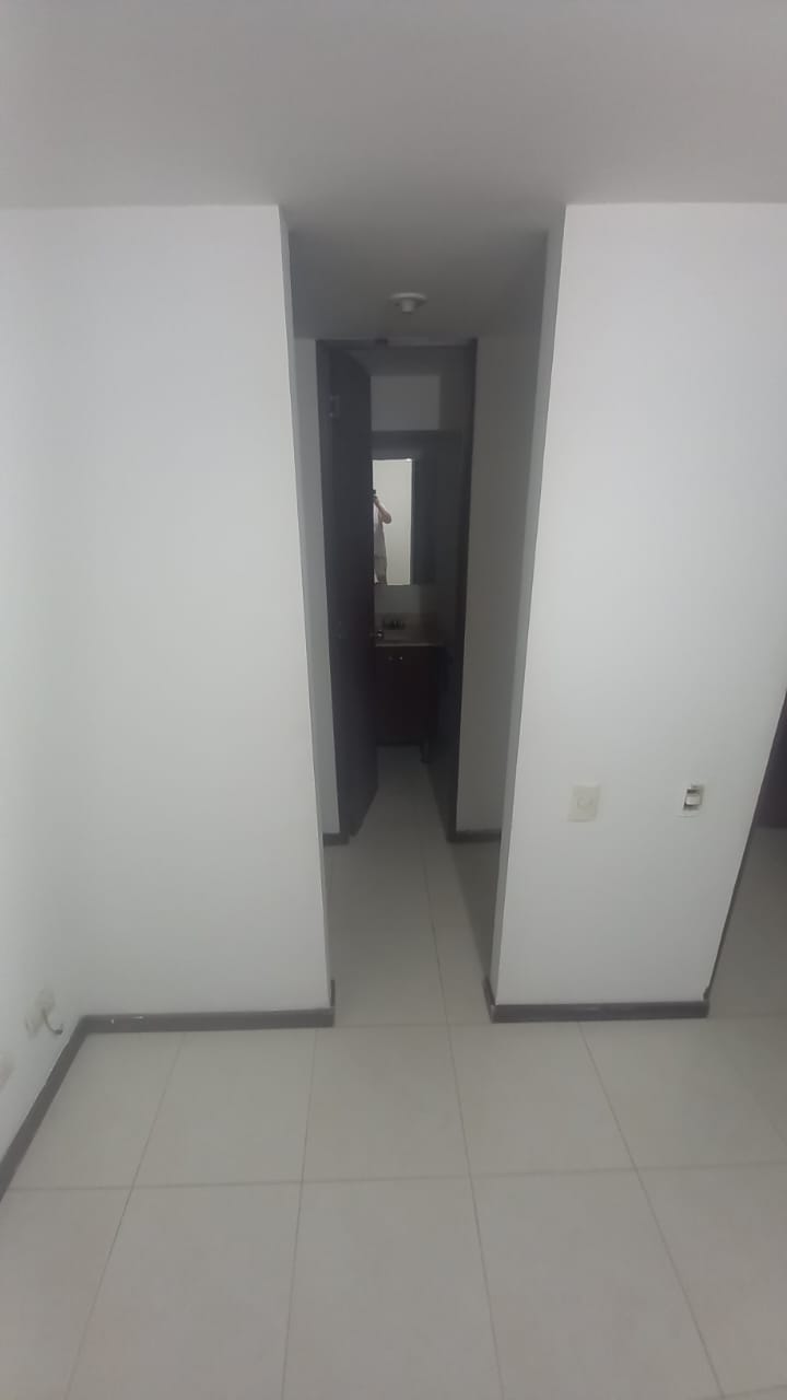 Amplio Apartamento Para Arriendo en Pilarica, Medellín