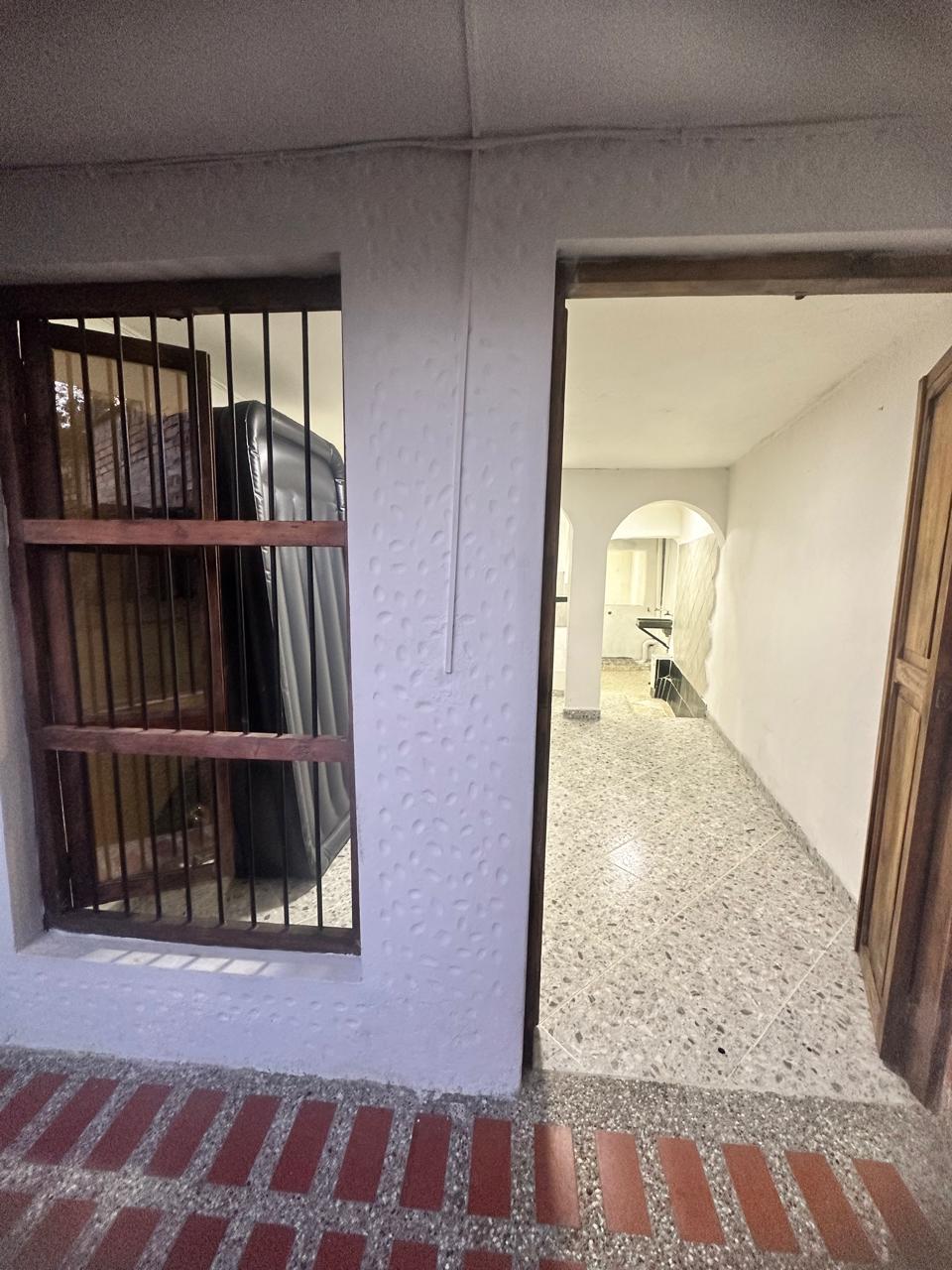 Bloque de Casas con Excelente Ubicación para la Venta en el Poblado