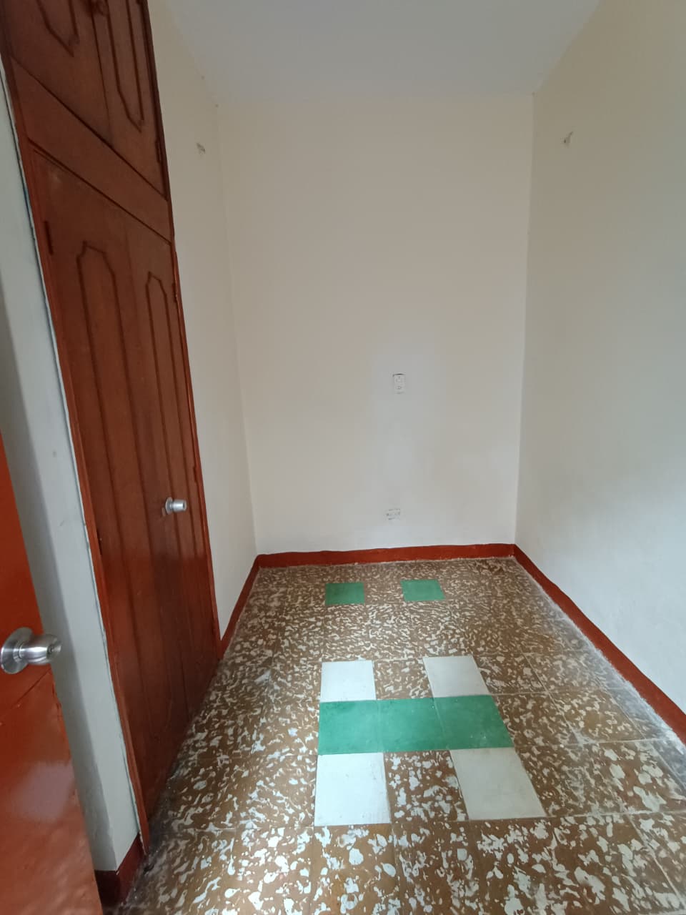 Se Arrienda Amplia Casa en El Salvador, Medellín