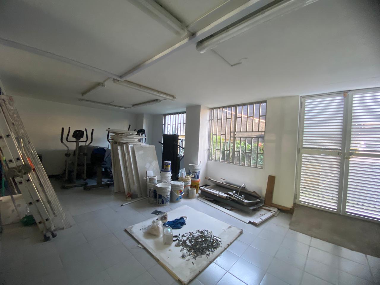 Amplio Local para Arriendo en Laureles, Medellín