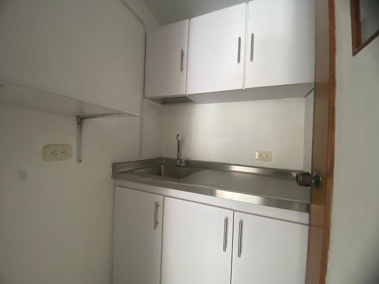 Local en Arriendo con Estratégica Ubicación en Laureles, Medellín