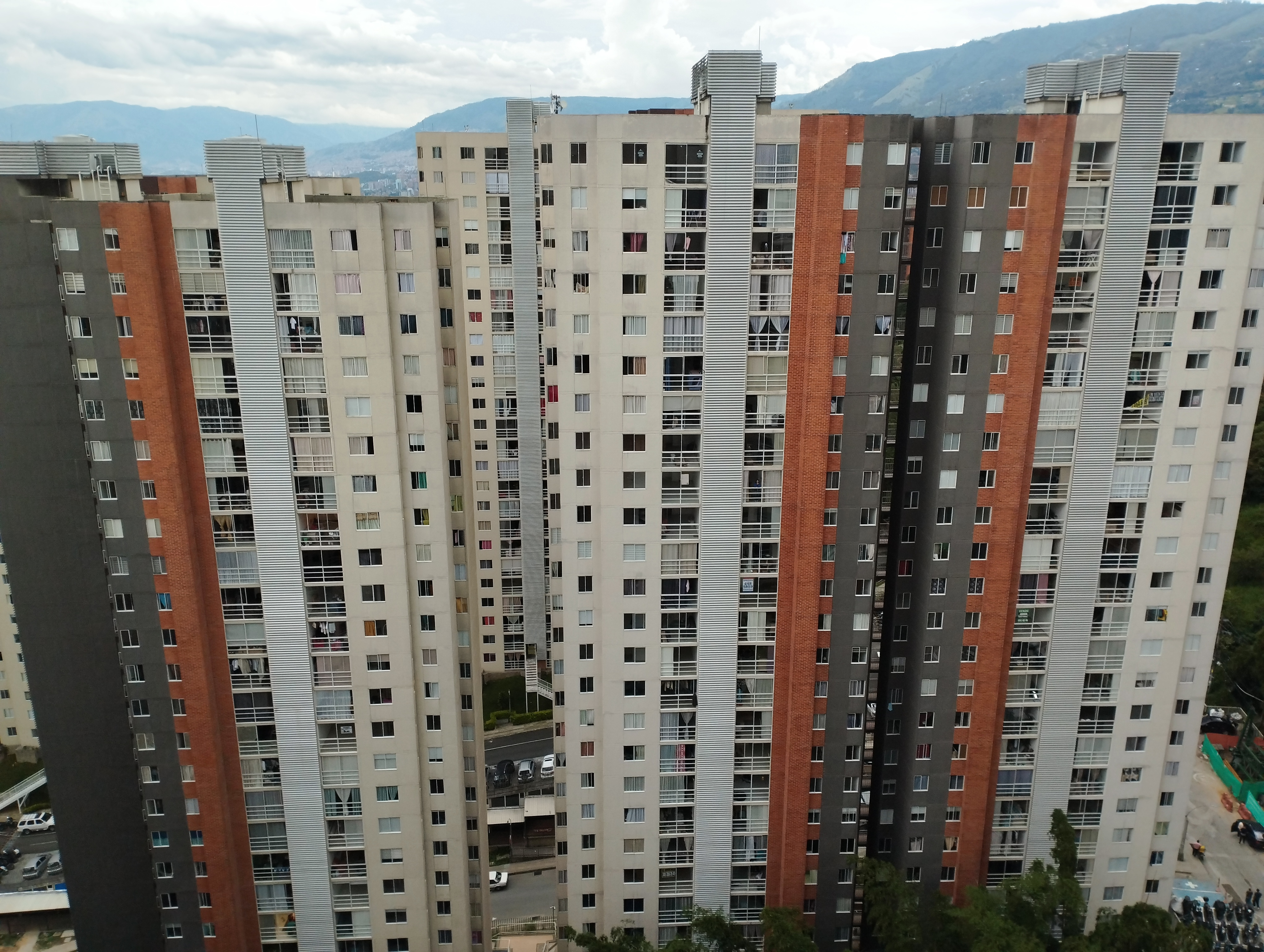 Se Vende  Apartamento En Sabaneta, Urb. Villa Romera Campestre