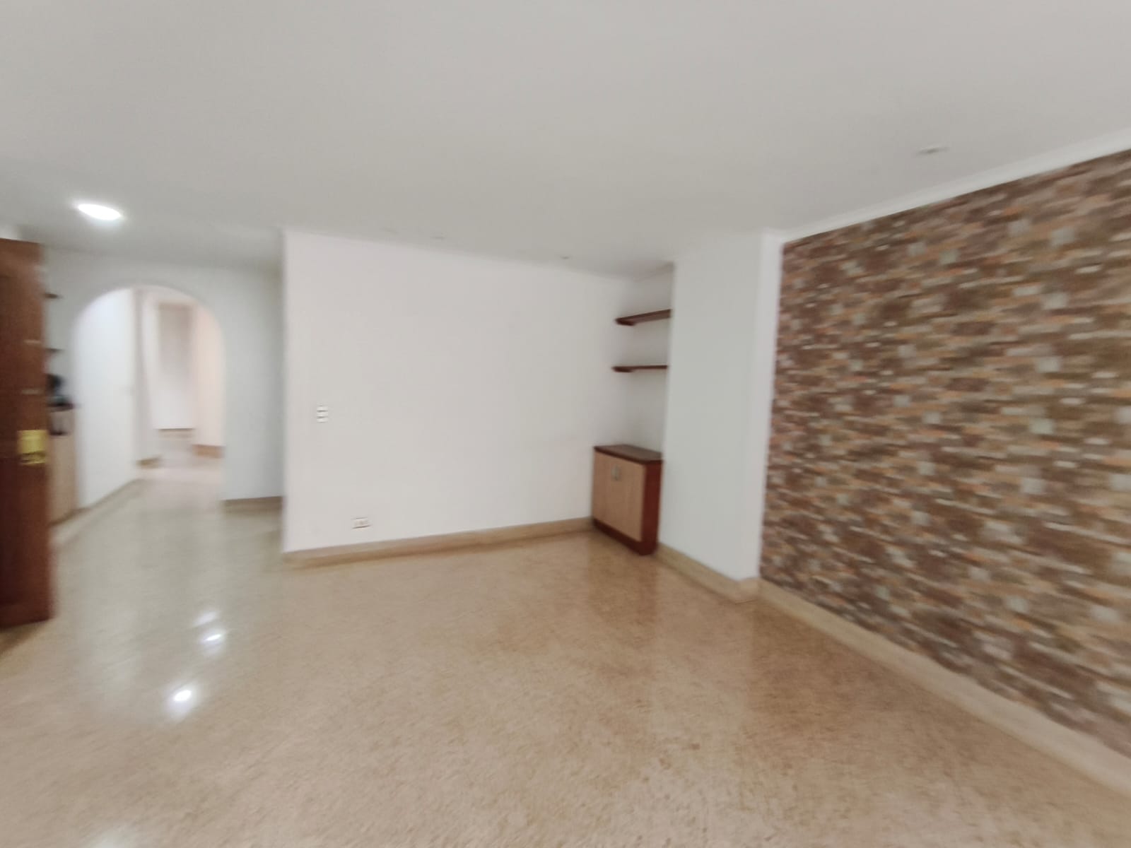 Se Arrienda Apartamento en el Laureles, Medellín