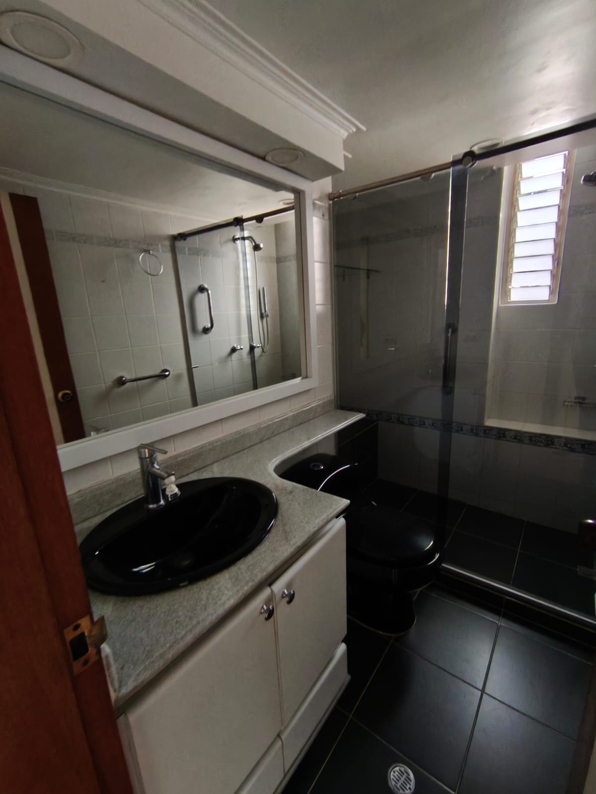 Se Arrienda Apartamento en el Laureles, Medellín