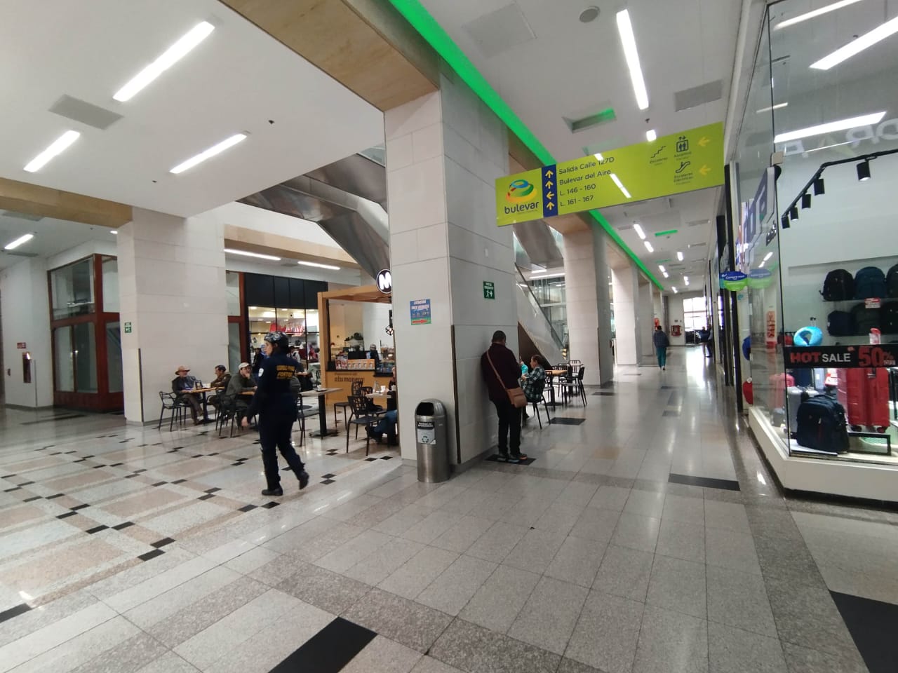 Se arrienda Local C.comercial Bulevar Niza Bogotá