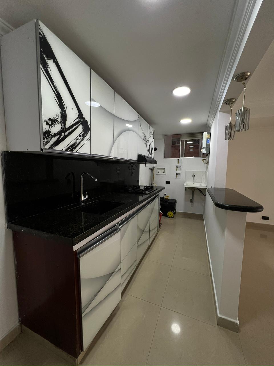 Se Vende Apartamento En Los Colores, Medellin