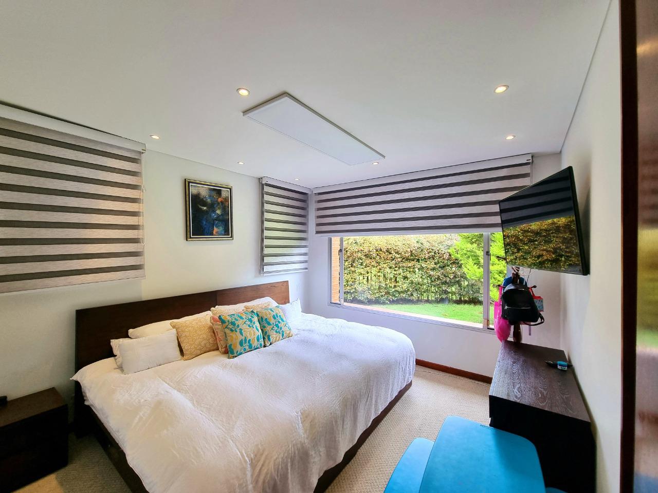Se Vende Casa Lote de 1.800 mts2 Suba Bogotá