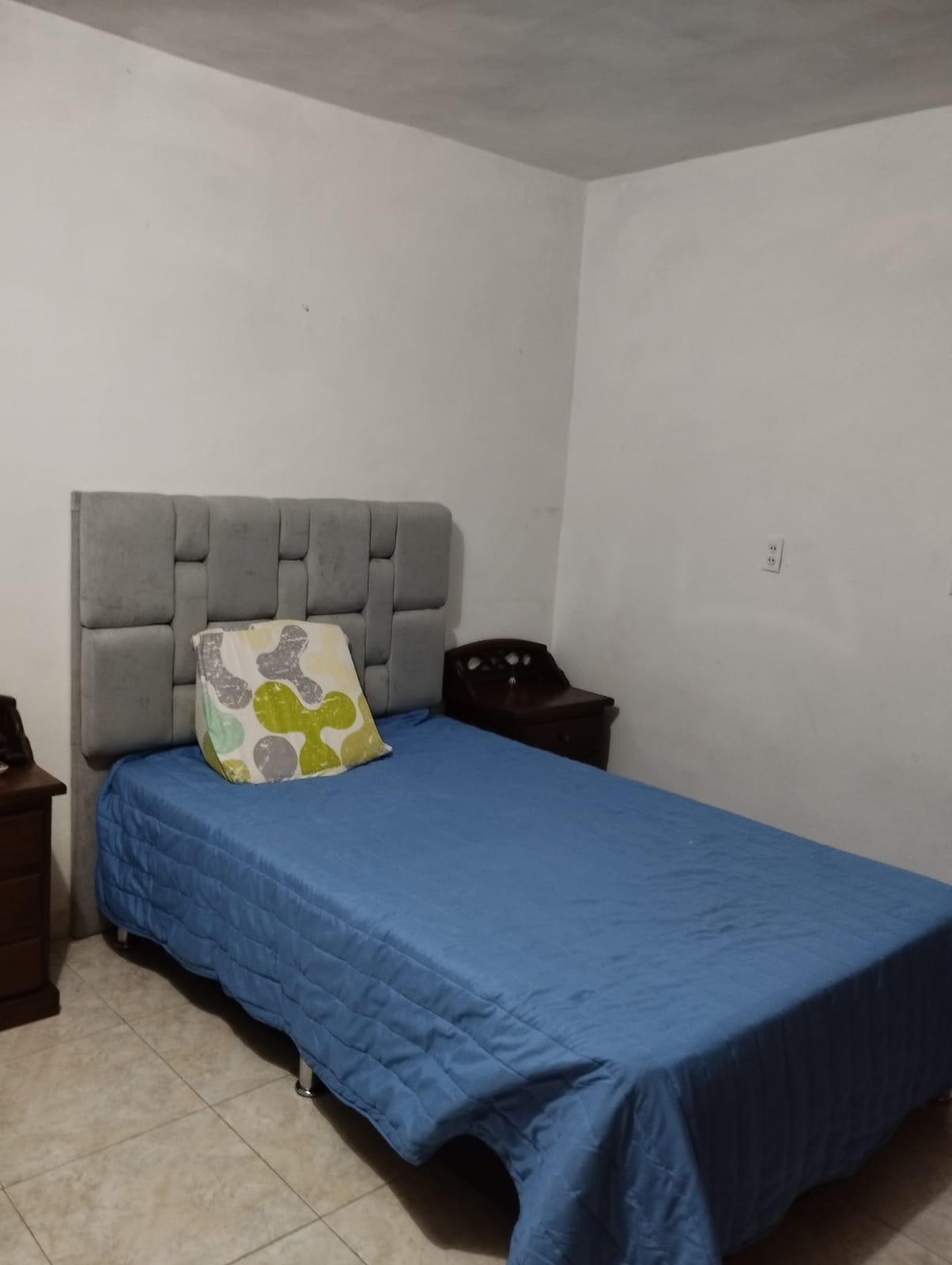 Se Vende Edificio De Tres Niveles En Castilla, Medellín