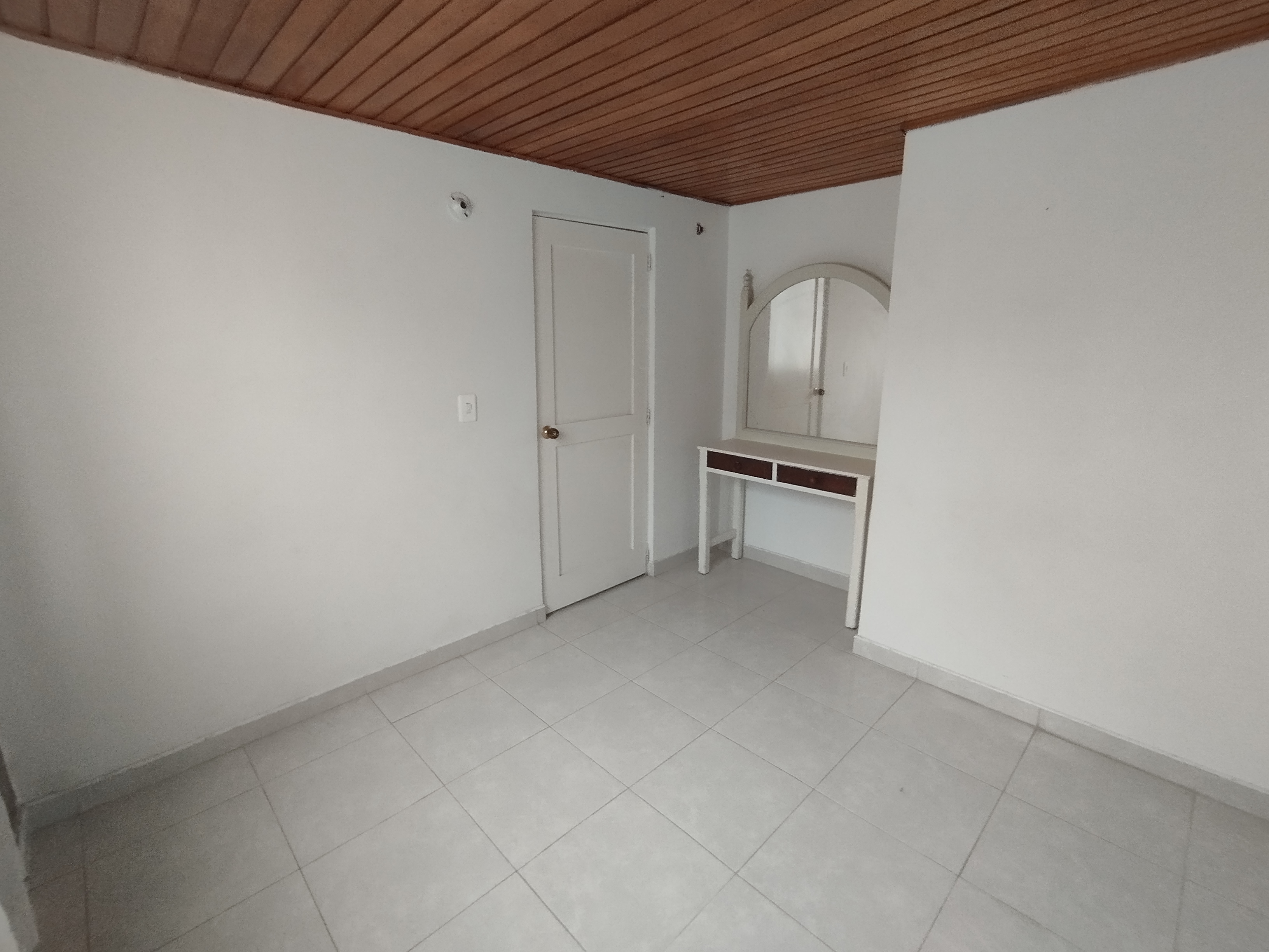 Se Vende Apartamento En Suba  Compartir - Bogotá