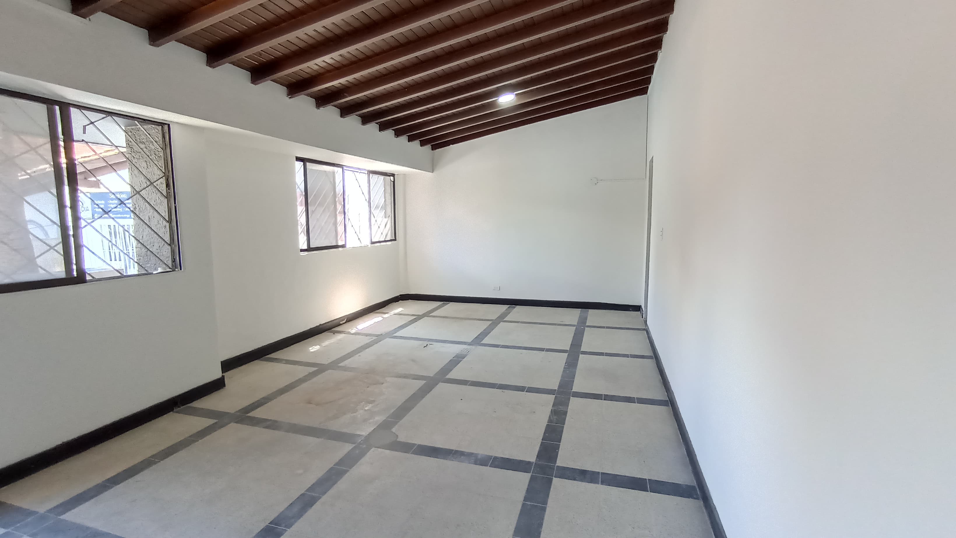 Se Arrienda Casa Comercial Belen Rosales, Medellin