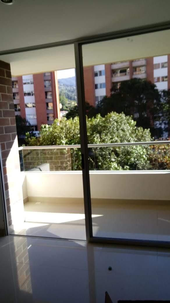 Se Vende Apartamento en el Loma del Esmeraldal, Envigado