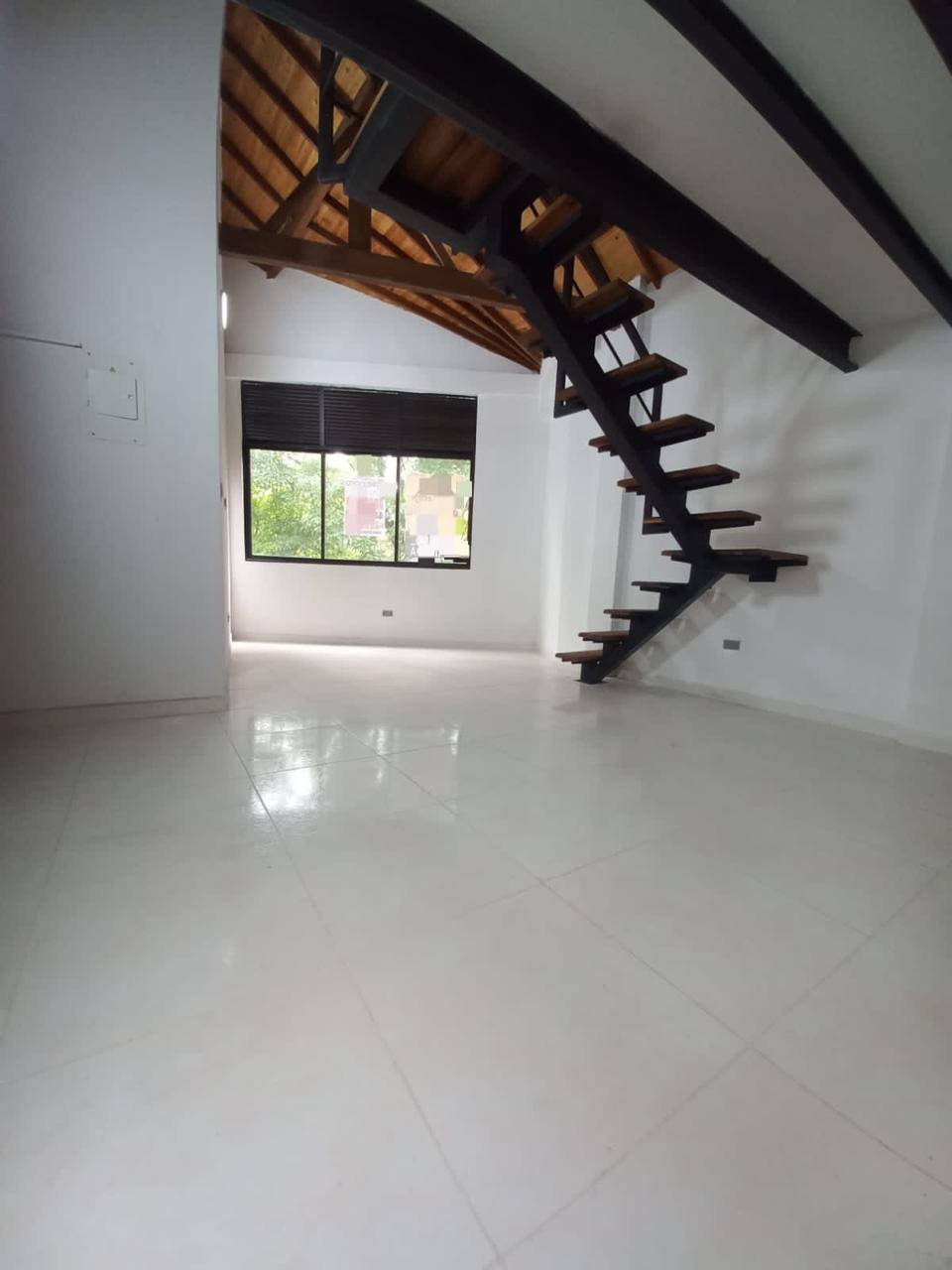 Se Arrienda Apartamento En Barrio Cristobal, Medellin