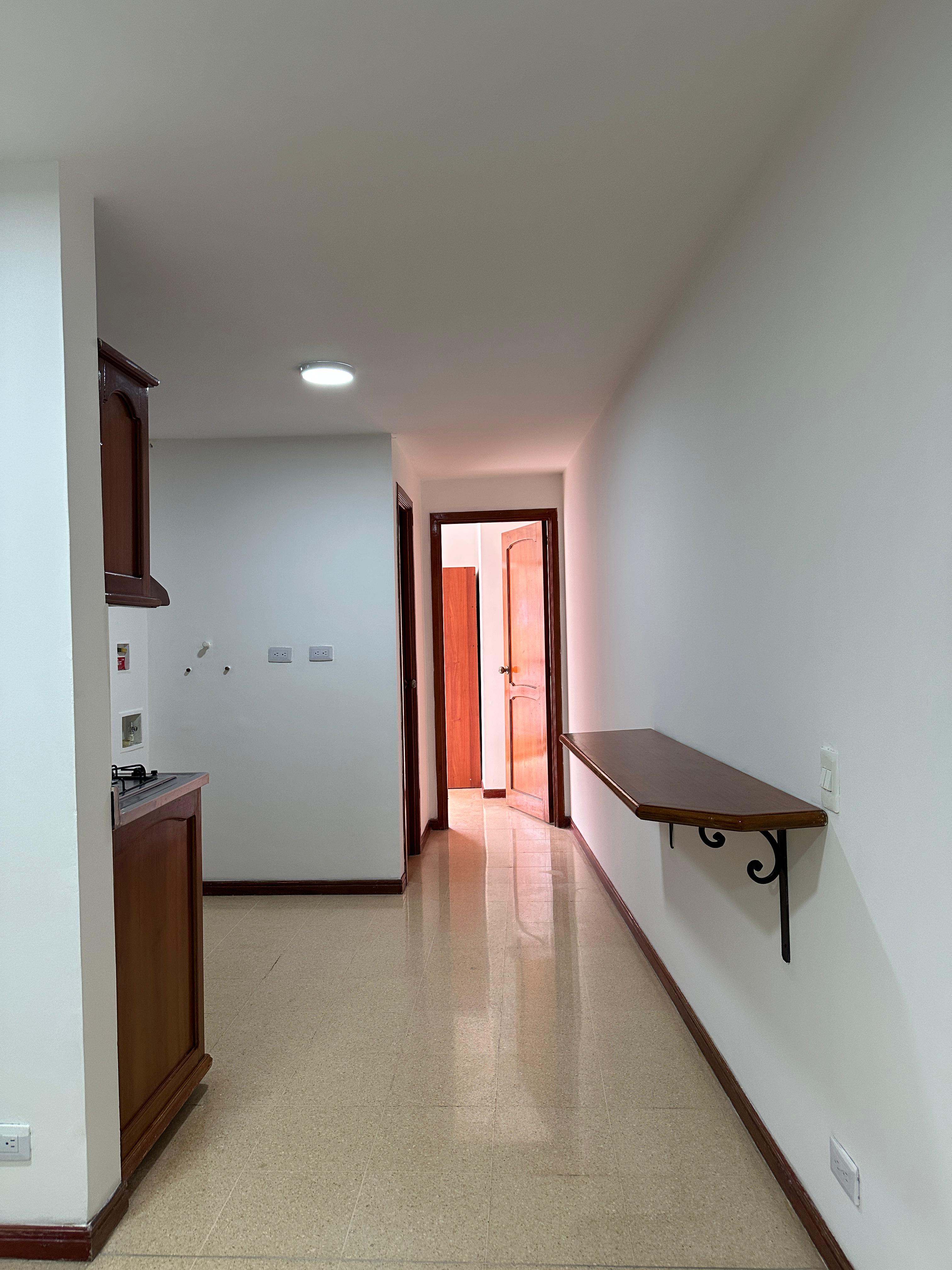 Se Arrienda Aparta Estudio Laureles San Joaquín, Medellín