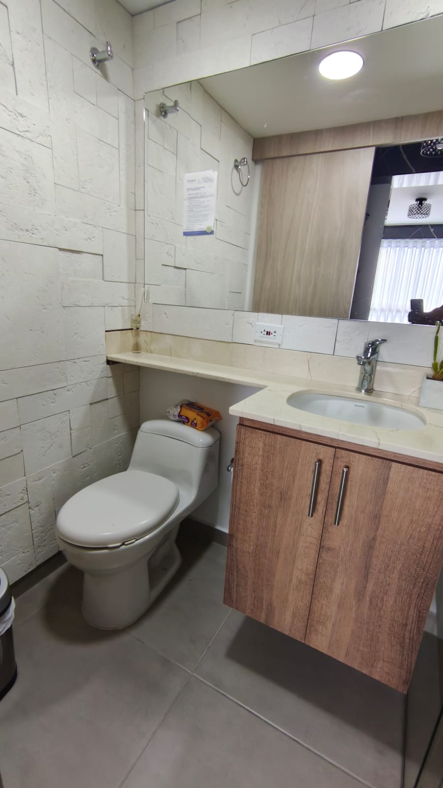 Se Arrienda Apartamento Amoblado en Casalanz Parte Alta, Medellín