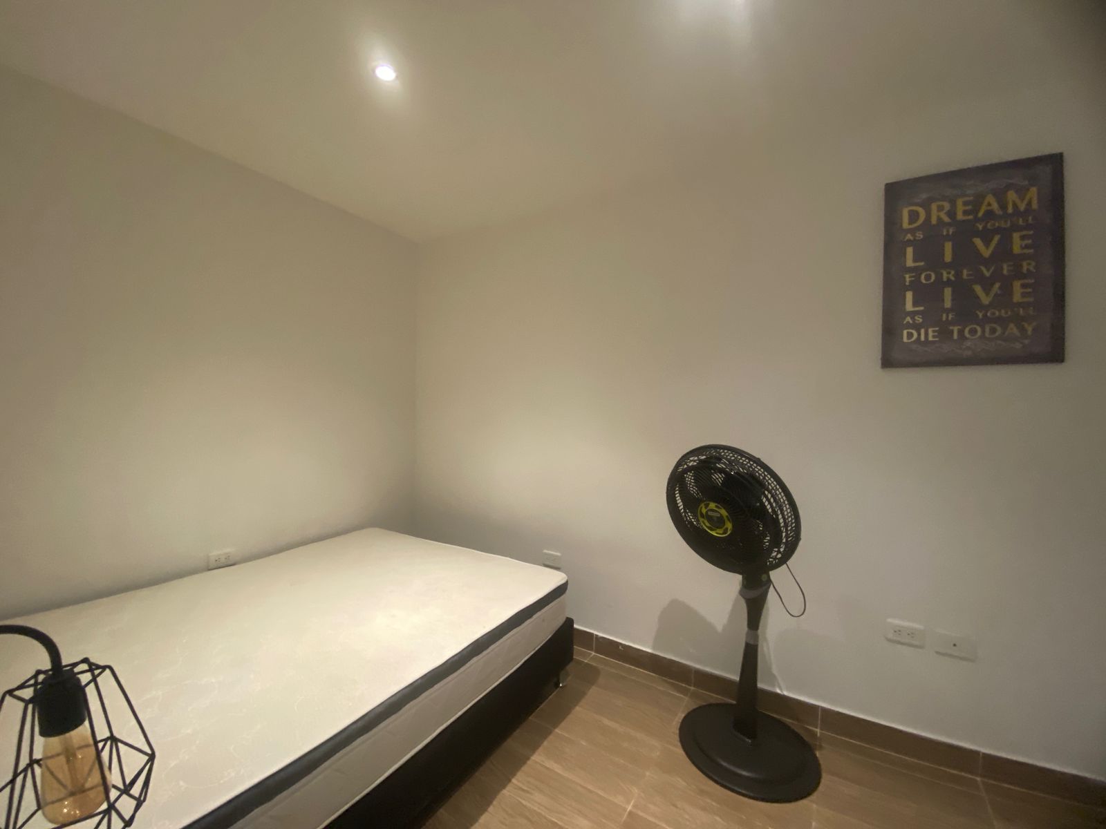 Apartaestudio Amoblado en Laureles, Estadio